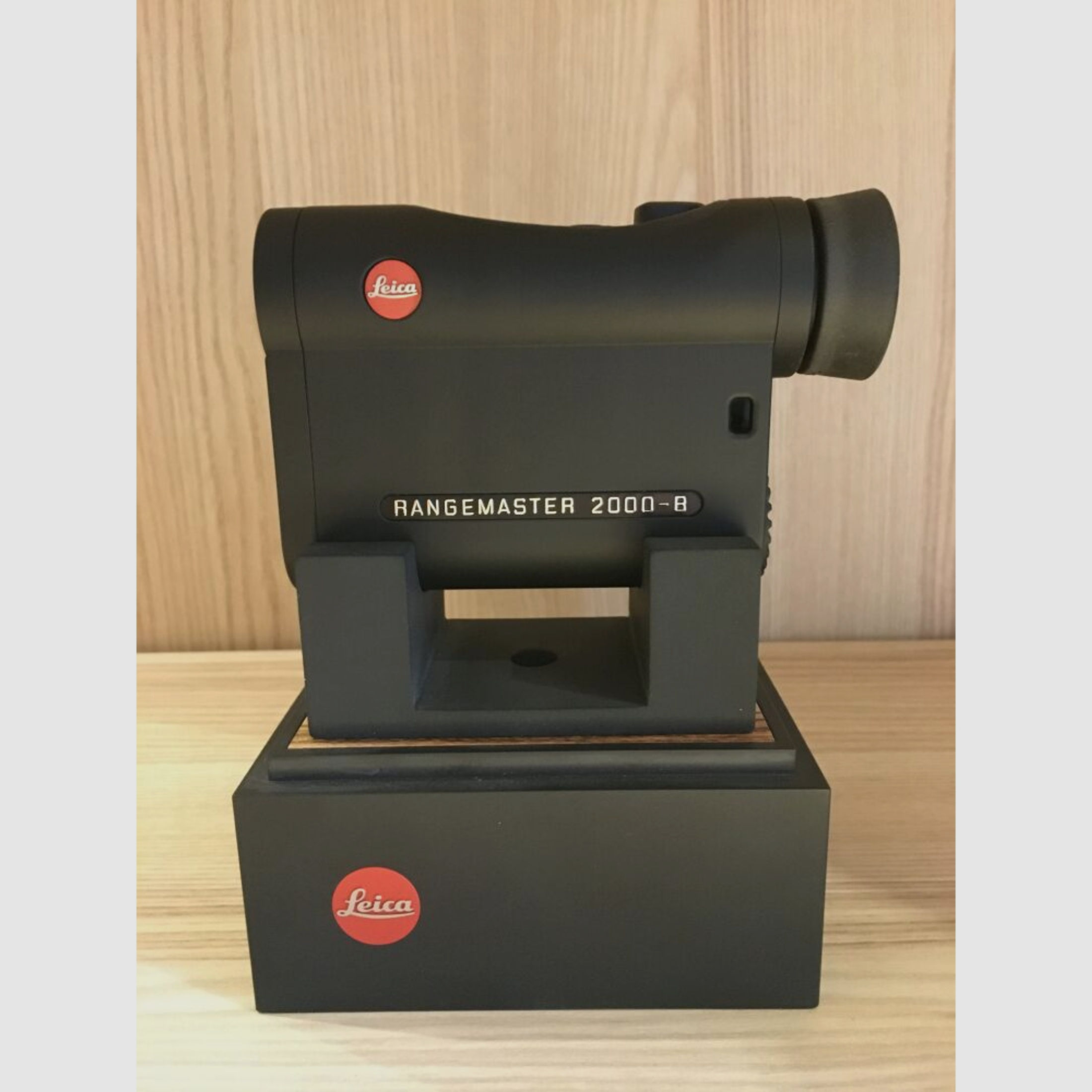 LEICA	 Rangemaster CRF 2000-B Entfernungsmesser