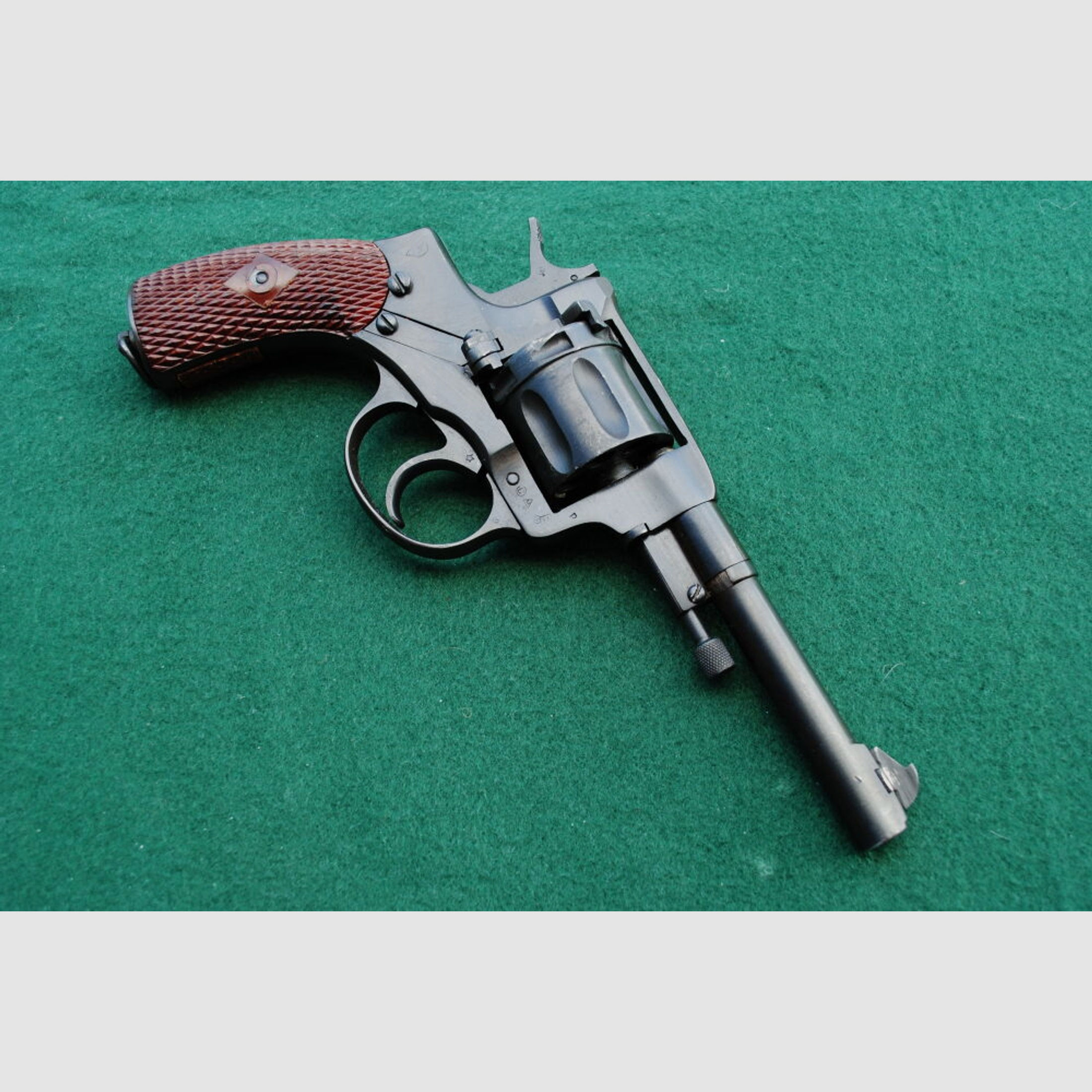 russischer Nagant Revolver Modell 1895, Baujahr 1941, Offiziersmodell