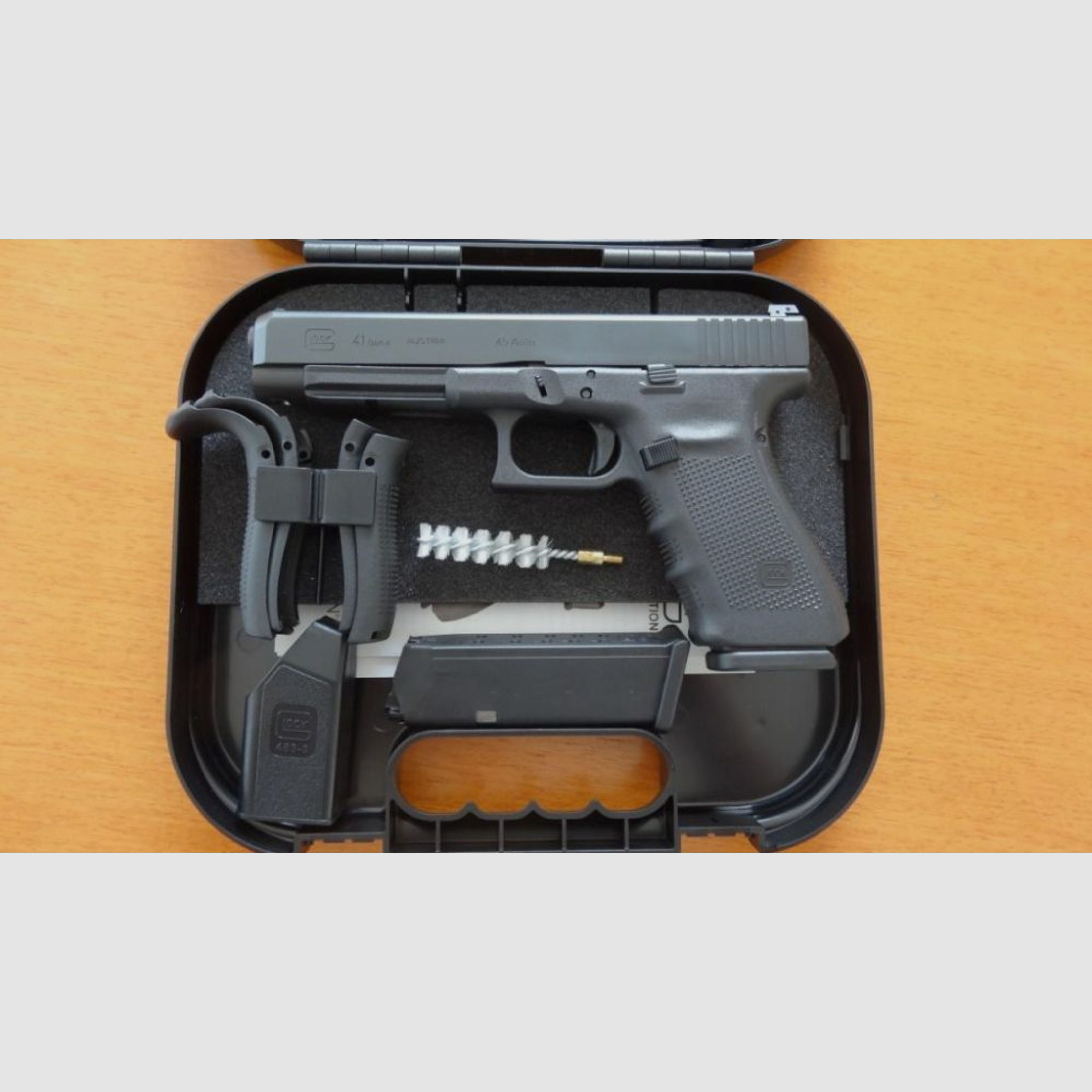 Glock	 SL-Pistole:Glock 41-4.Gen. Cal.45 ACP
