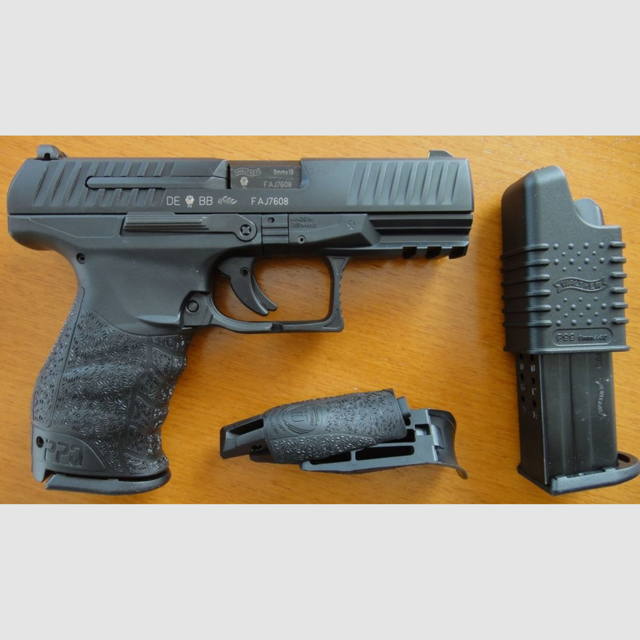 Walther	 Walther PPQ M2 4 Zoll 9 mm x 19, PS, AM