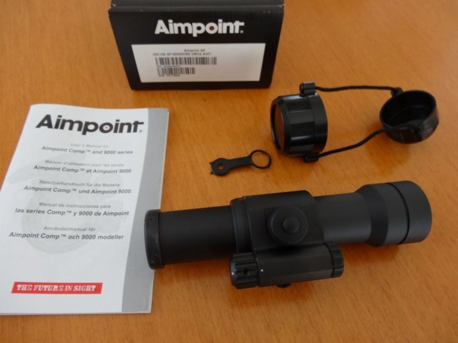 Aimpoint	 Aimpoint 9000SC mit Nachtsichtfähigkeit (NV) mit 2 MOA Punkt