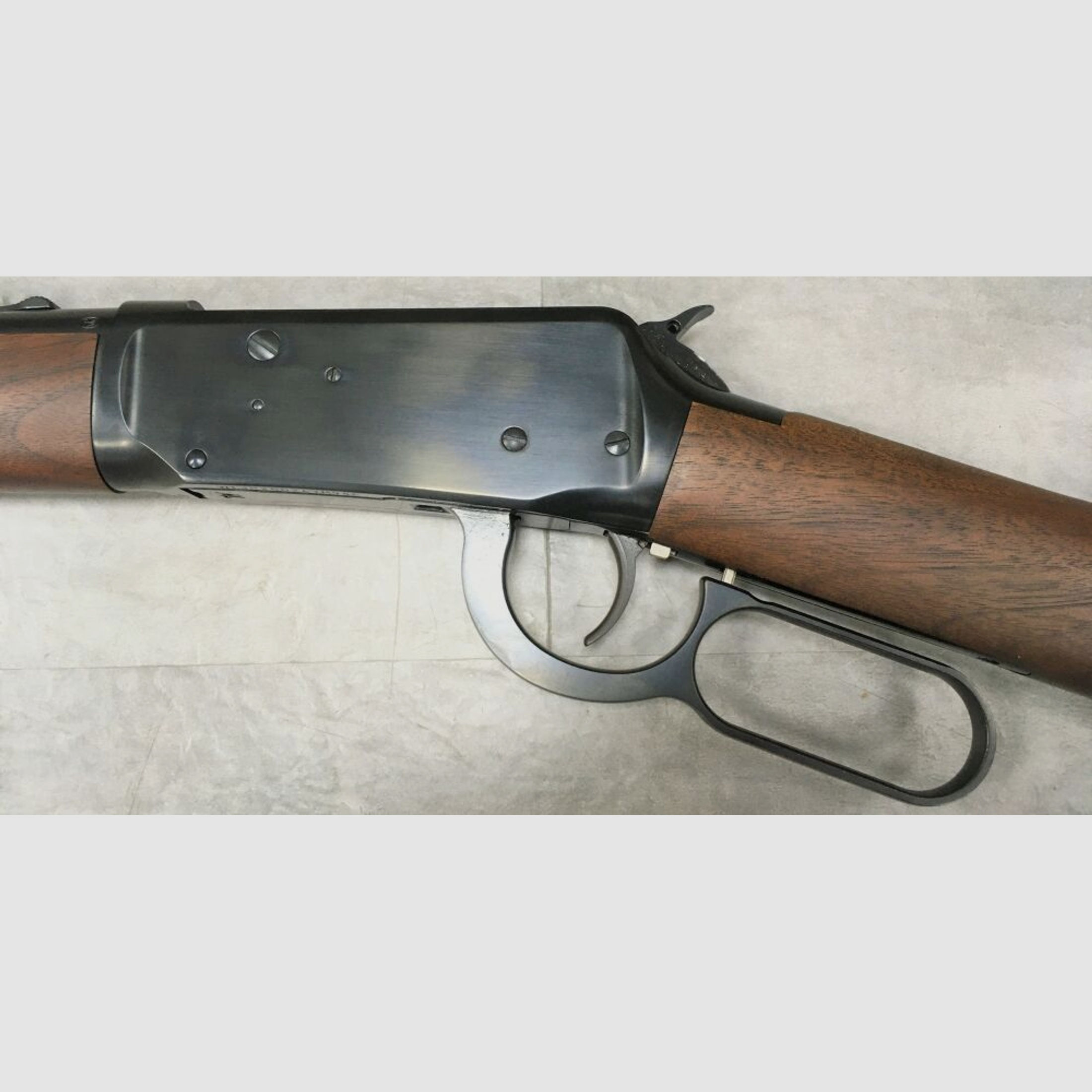 Winchester	 1894 shot MG5