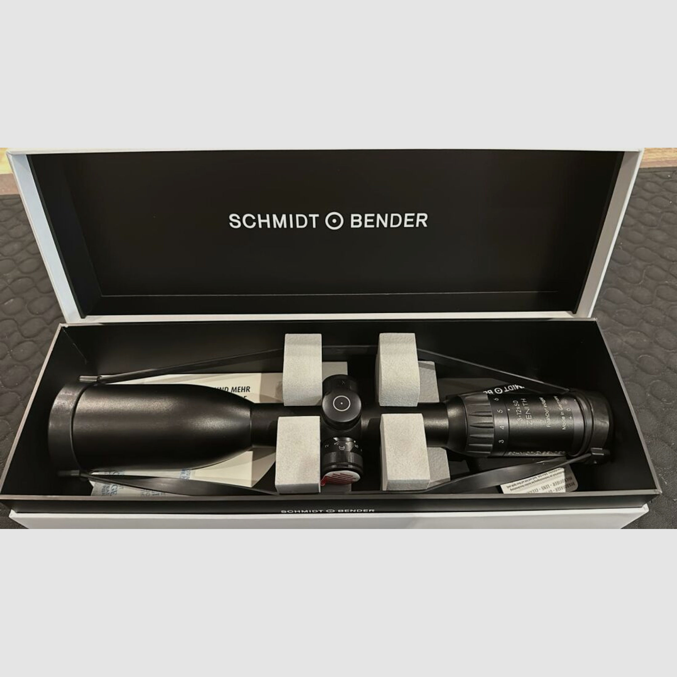Schmidt & Bender	 Zenith 3-12x50 LM FD7