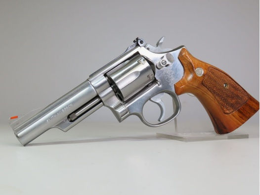 Smith & Wesson 66 in 4 Zoll.