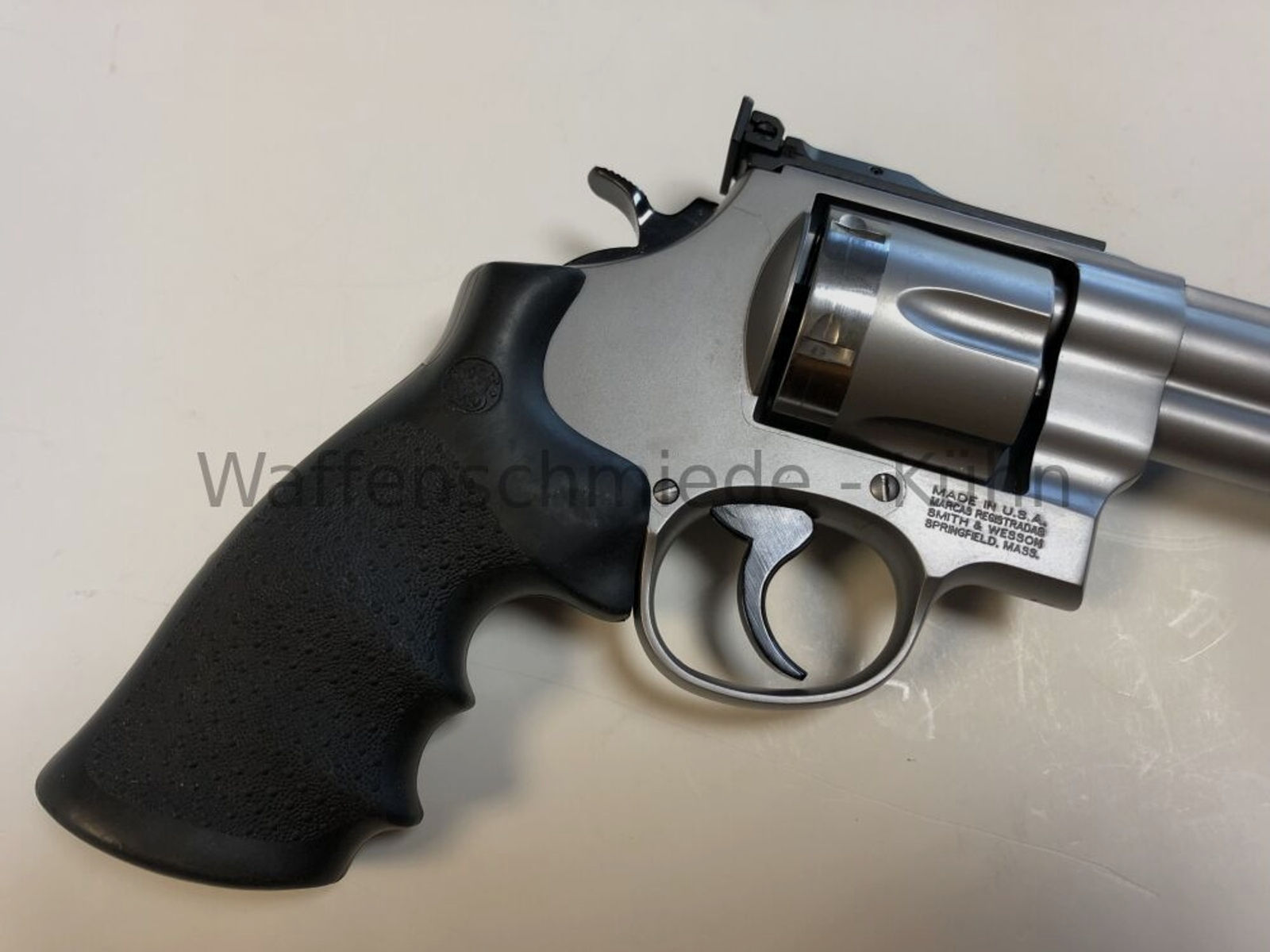 Smith & Wesson	 625-8