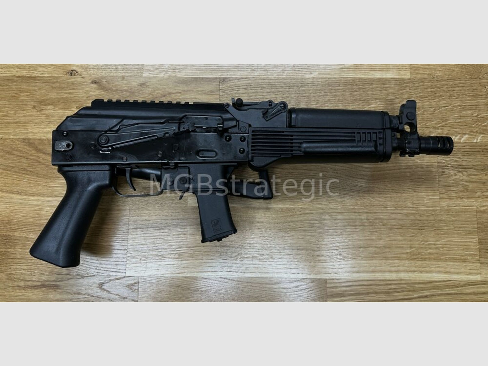 Kalashnikov USA - KP-9 mit Klappschaft - halbautom. Pistole 9mmLuger	 inkl. 6x 10 Schuss Magazin - System AK47 AK74 AK-74 AK-47 KP9