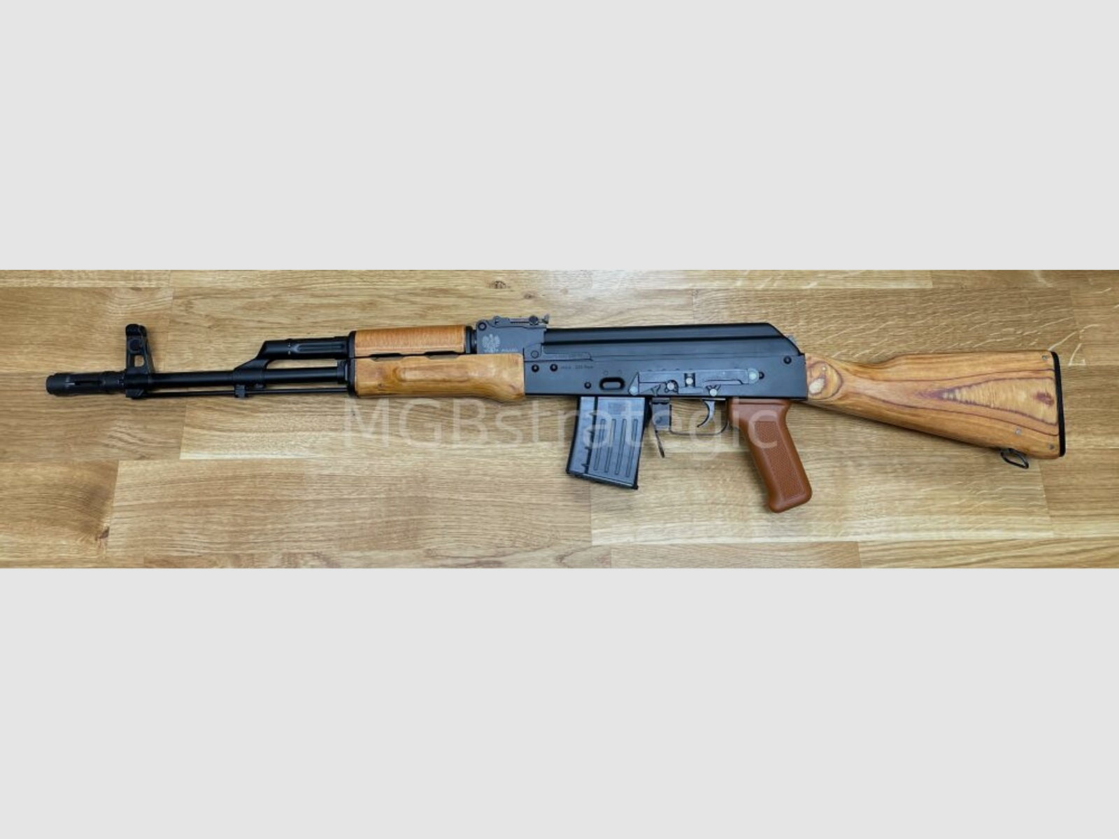 WBP Jack - halbautom. Büchse .223Rem - System AKM AK47 AK74	 Schichtholzschäftung - mit Mündungsfeuerdämpfer - Made in Poland - Neuheit!
