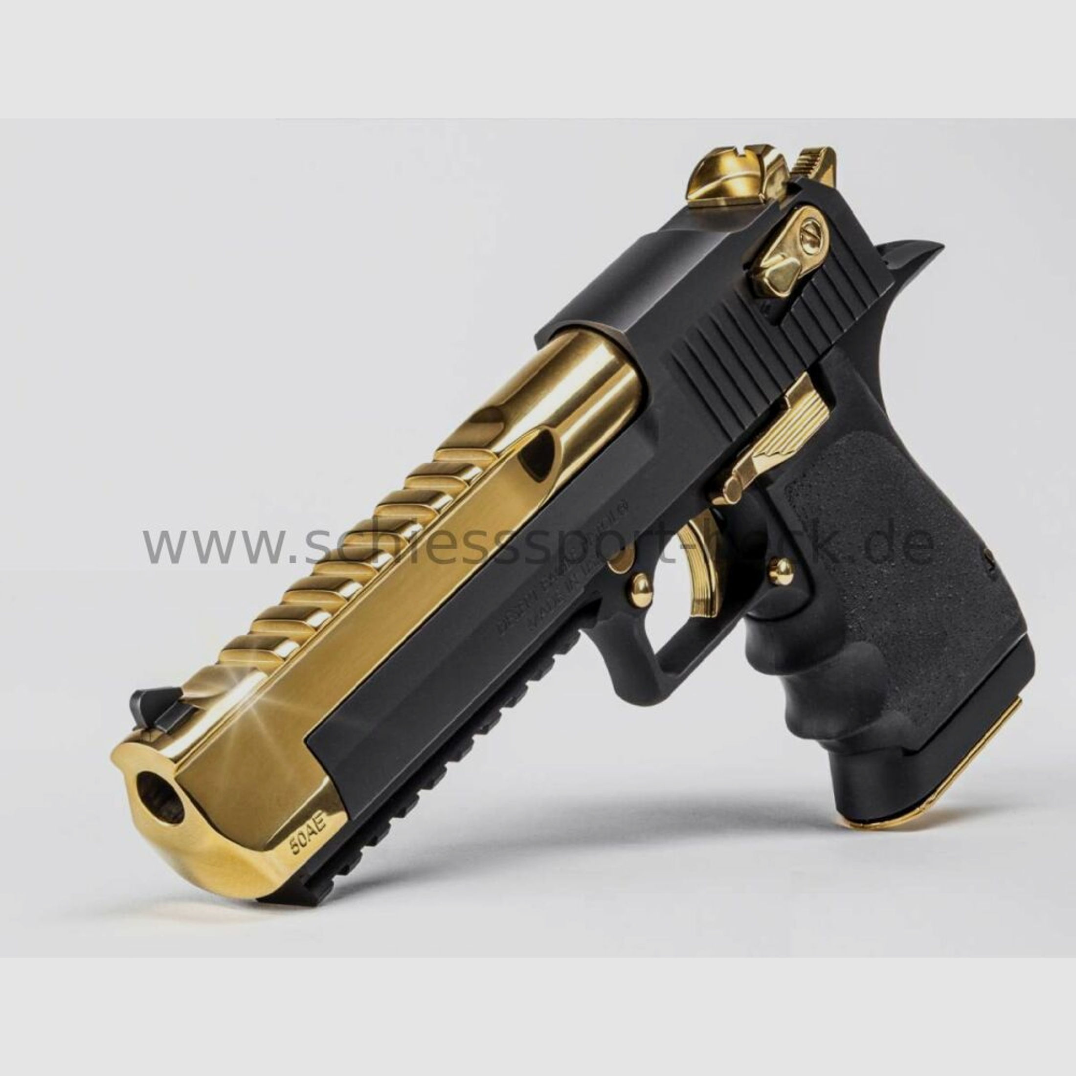 Magnum Research	 Desert Eagle L6" Black T-Gold .44 Magnum