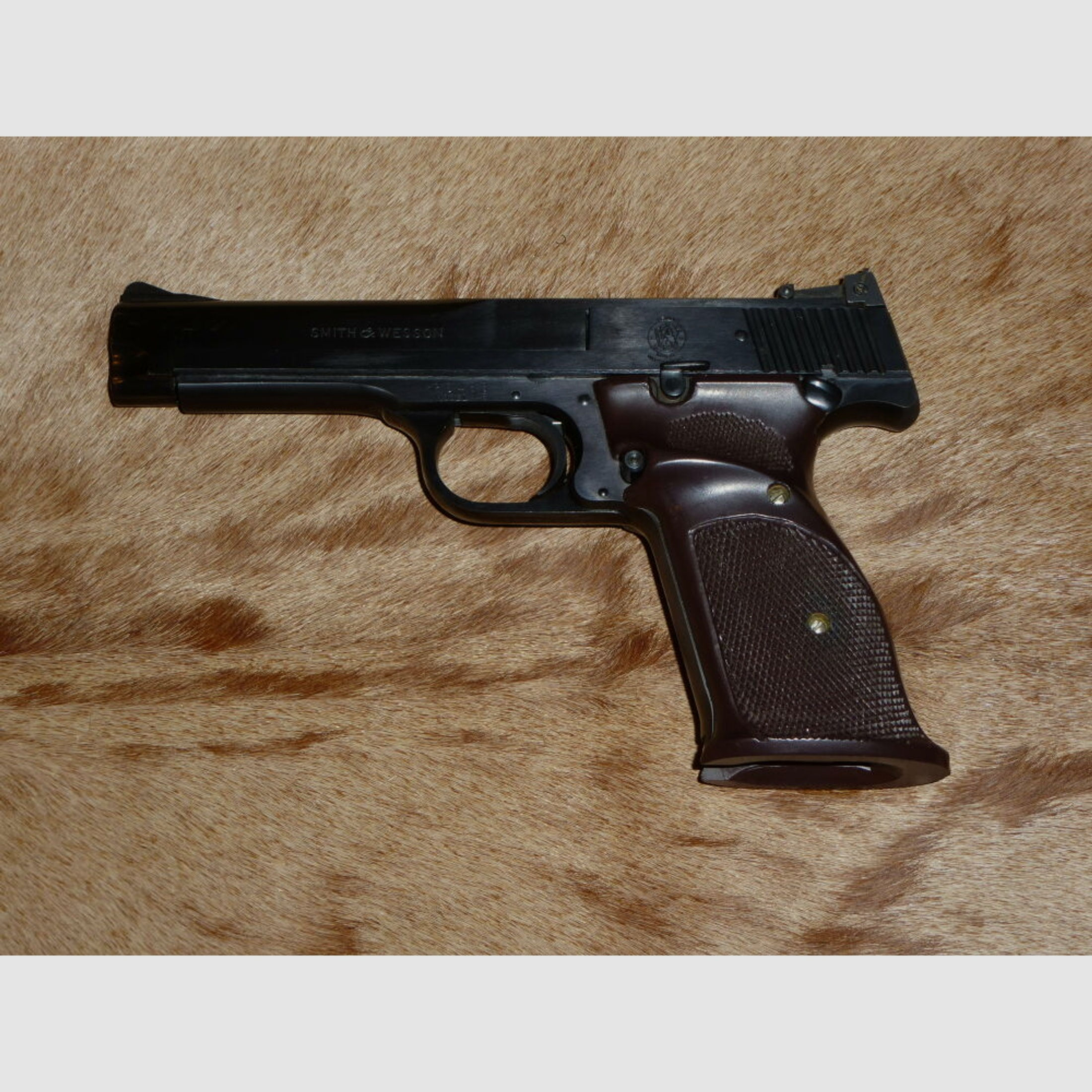 Smith & Wesson	 Mod. 46