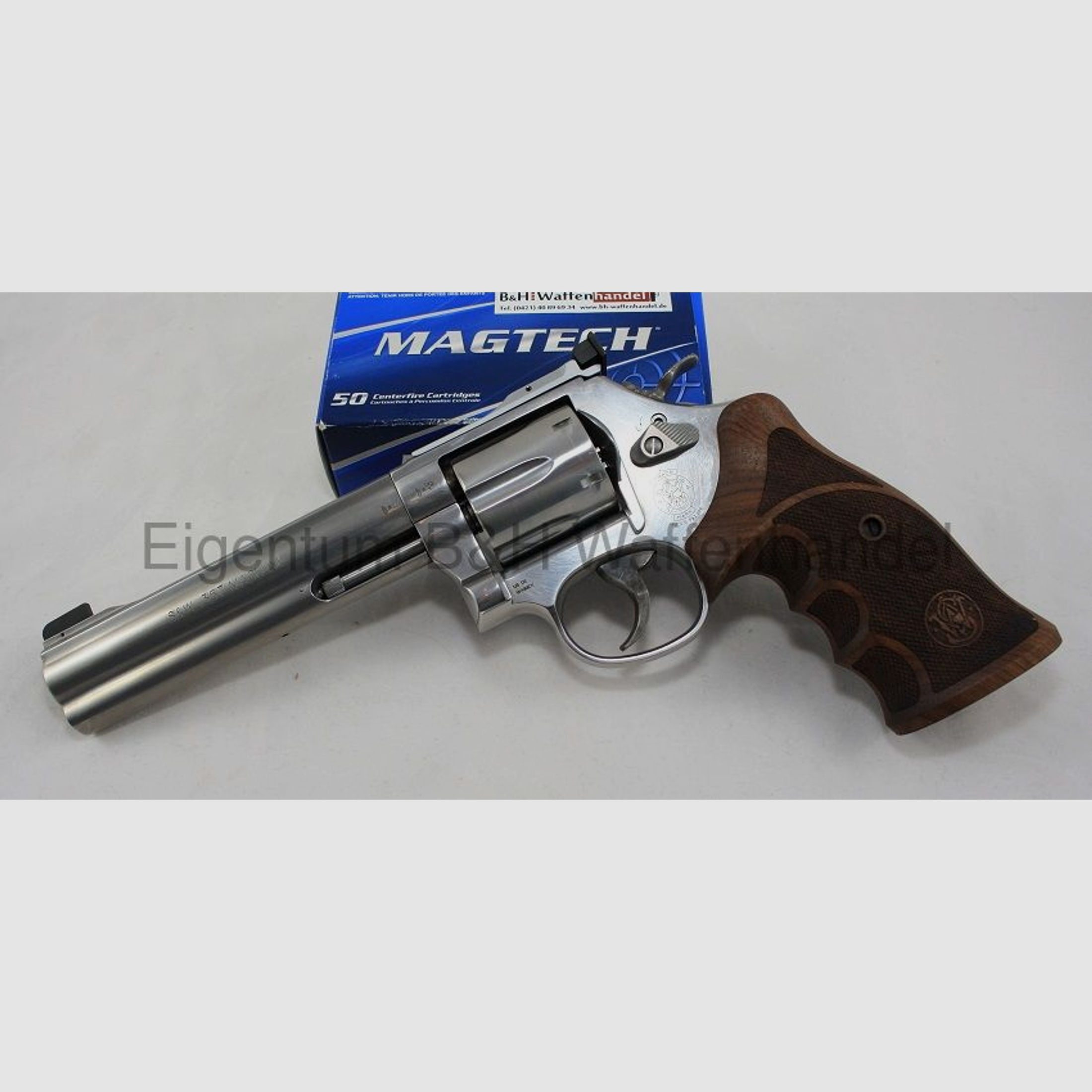 Smith & Wesson	 686 Target Champion Deluxe