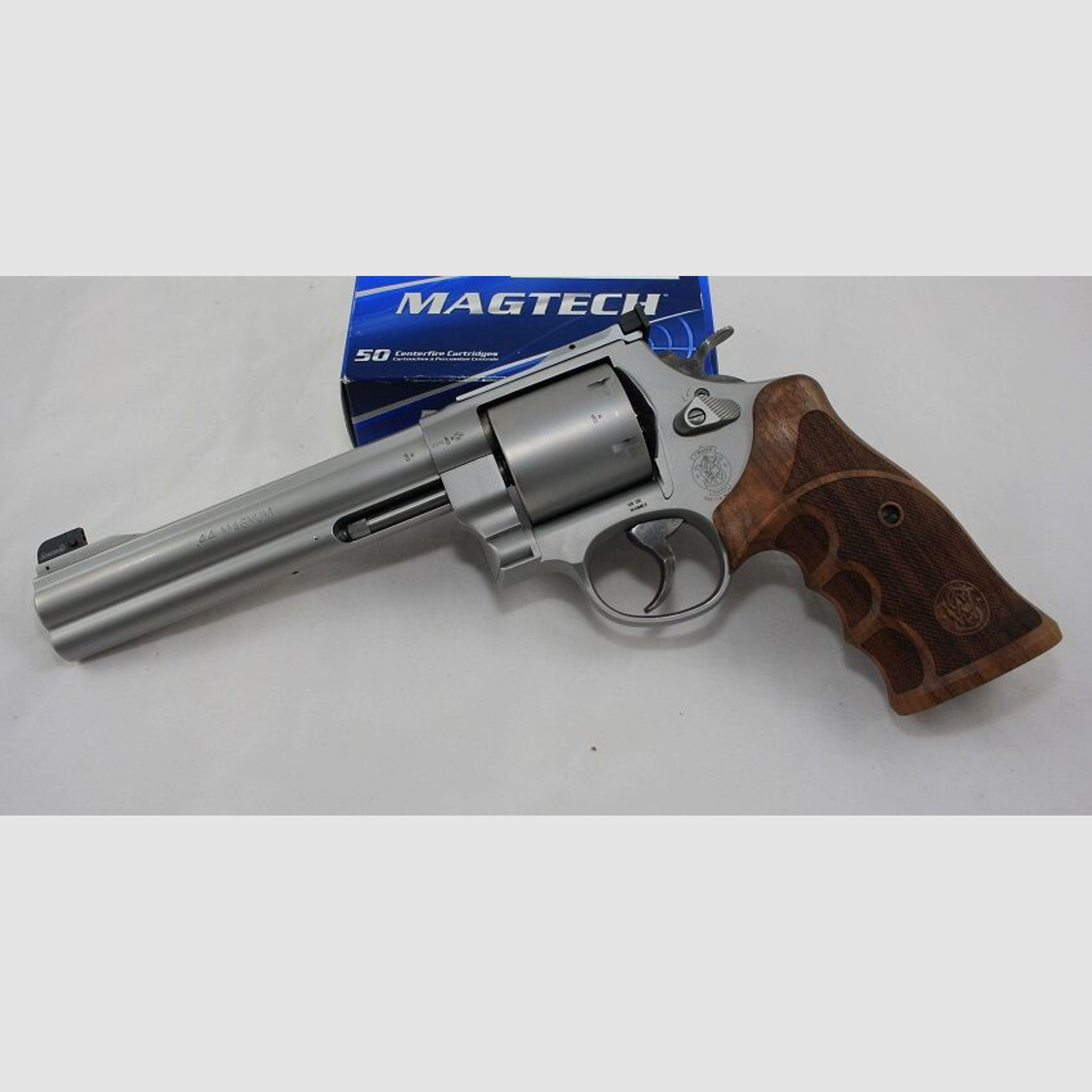 Smith & Wesson	 629 Match Master