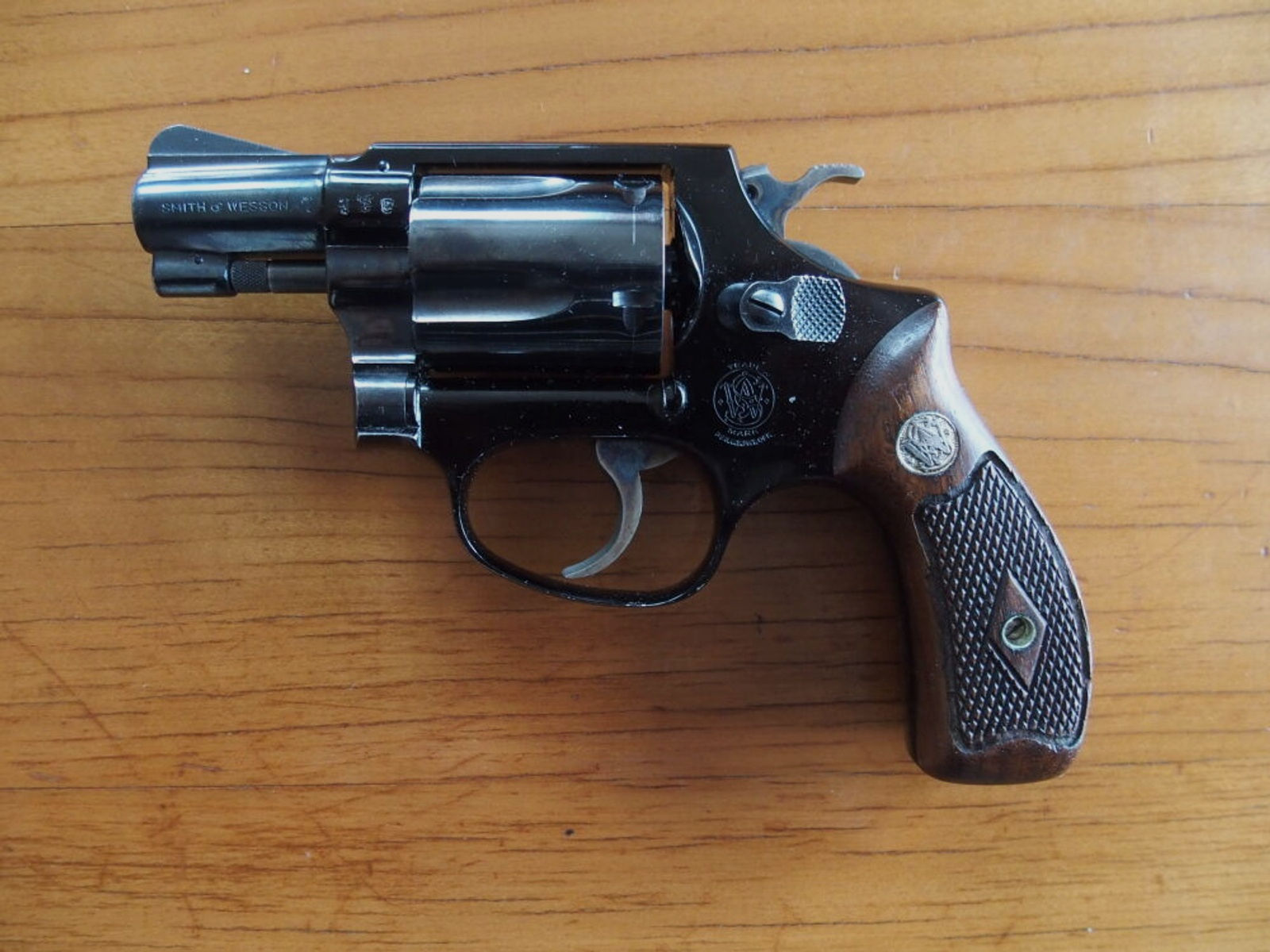 Smith & Wesson	 Mod.37