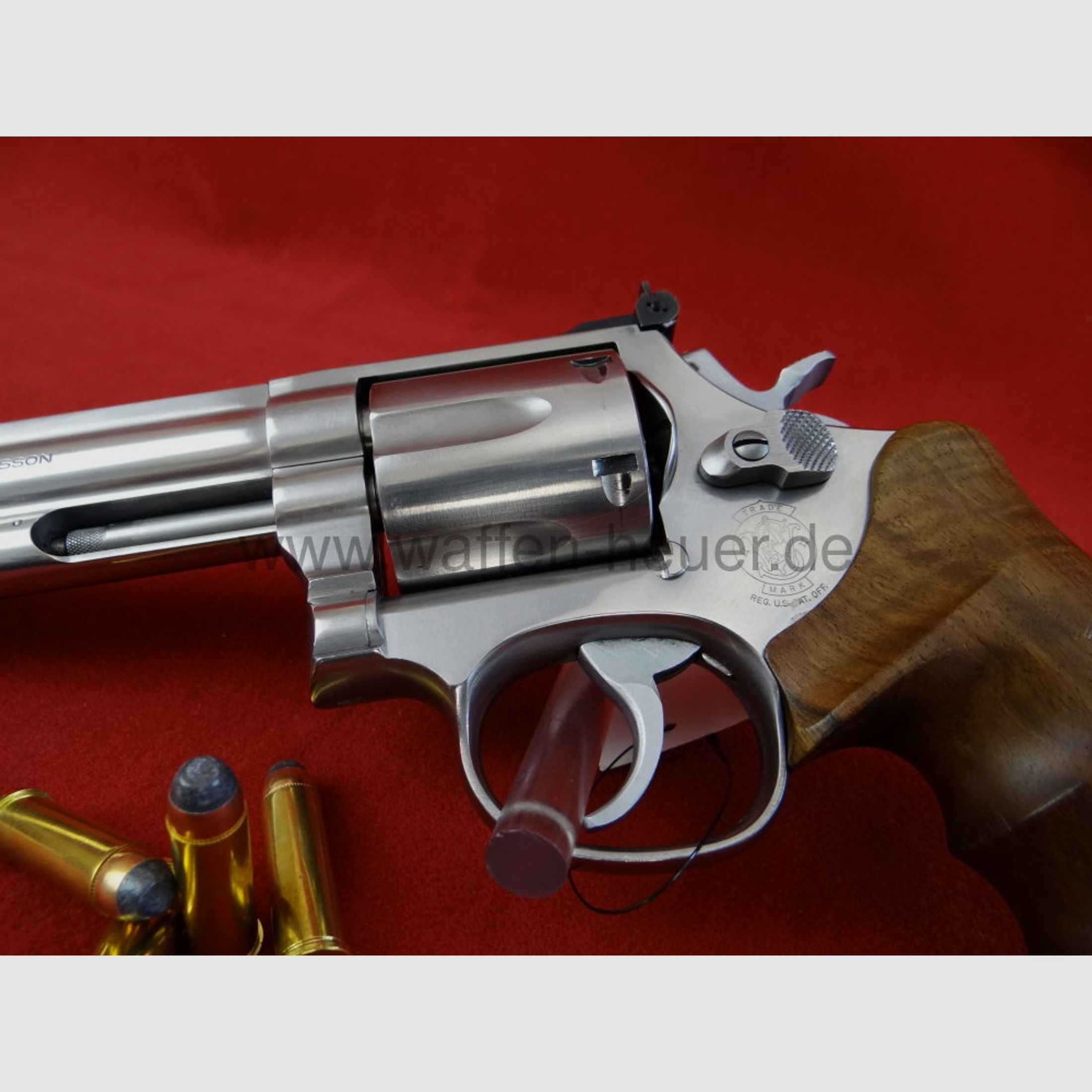 Smith & Wesson	 686-3 Practical Champion