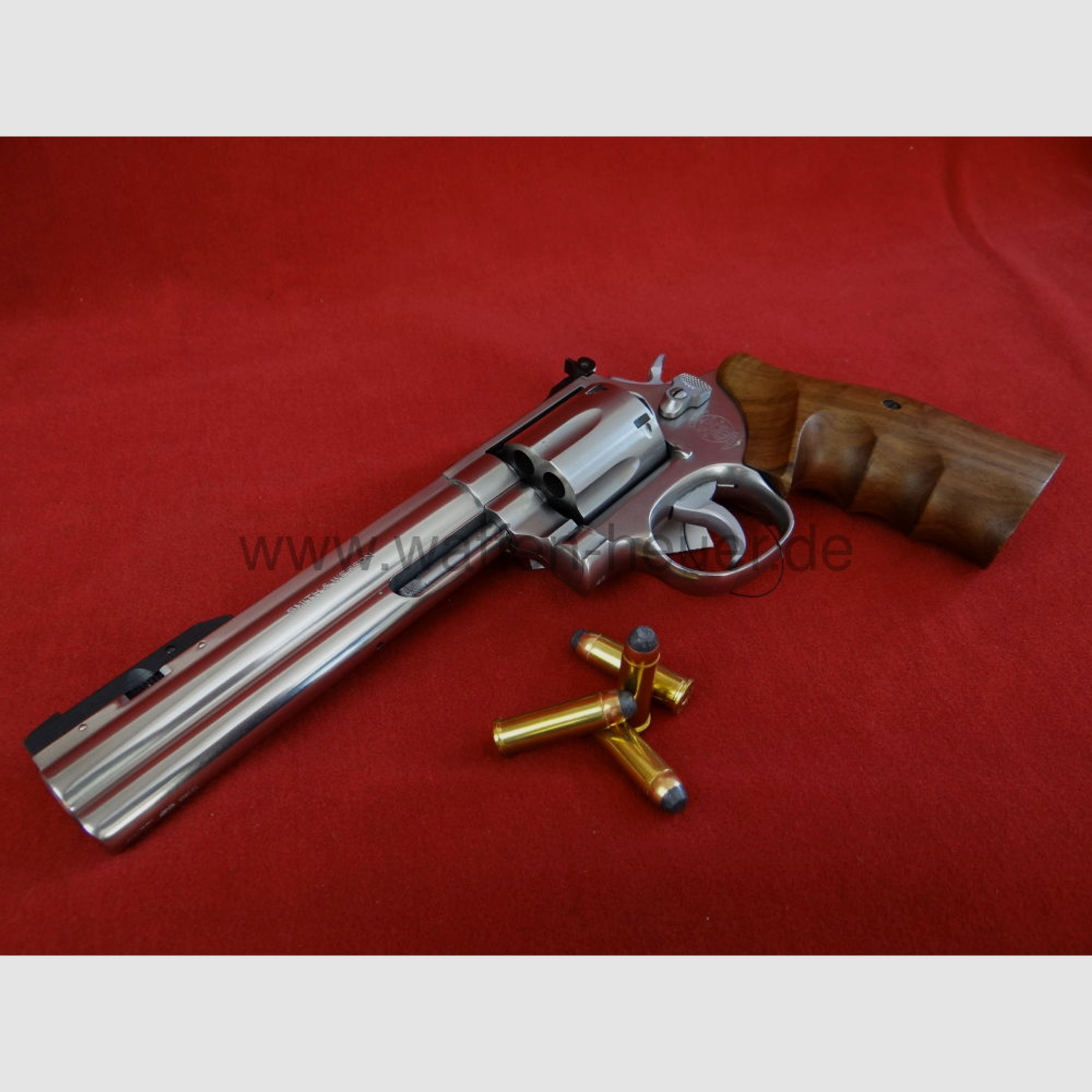 Smith & Wesson	 686-3 Practical Champion