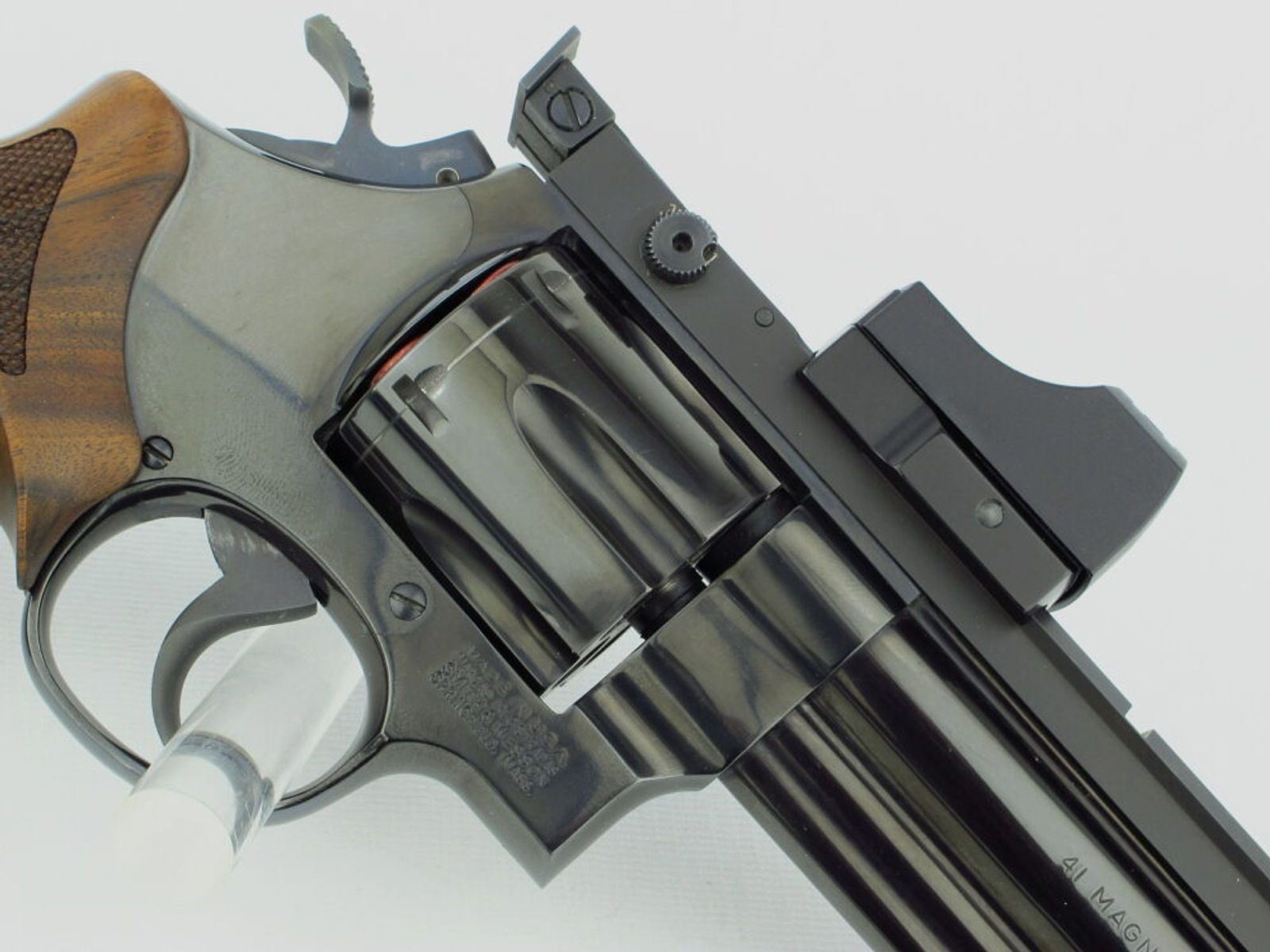 Smith & Wesson	 Modell 57