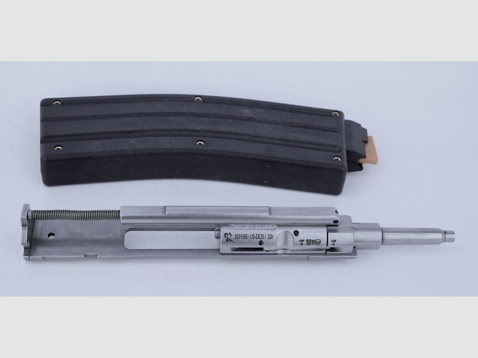 CMMG Bravo Einstecksystem AR-15	 passt für fast alle AR-15/ inkl. 3 Stück. 25-Schuß Magazinen