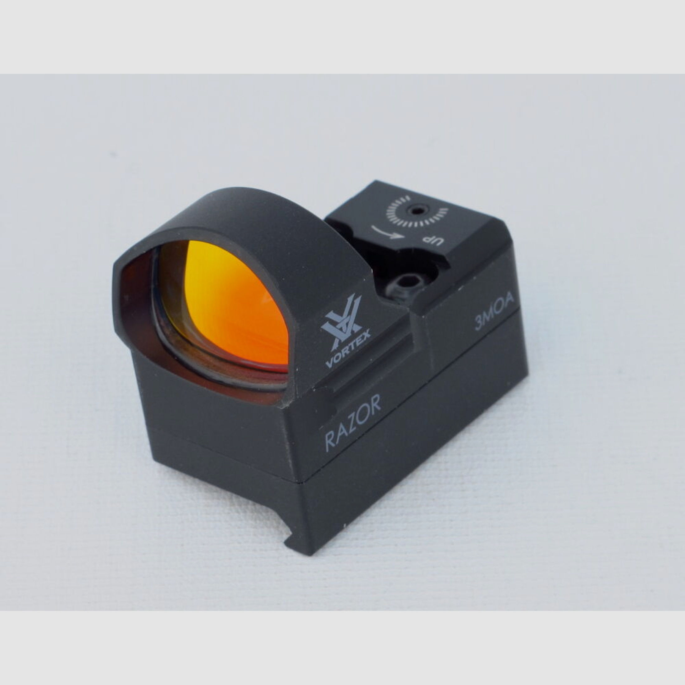VORTEX Razor HD Red Dot	 Leuchtpunktzielgerät mit Picatinny-Adapter,  3 M.O.A
