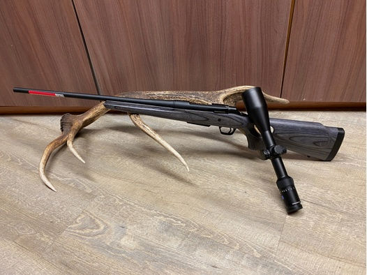 Winchester XPR Thumbhole, mit Zeiss Conquest V4 3-12x56