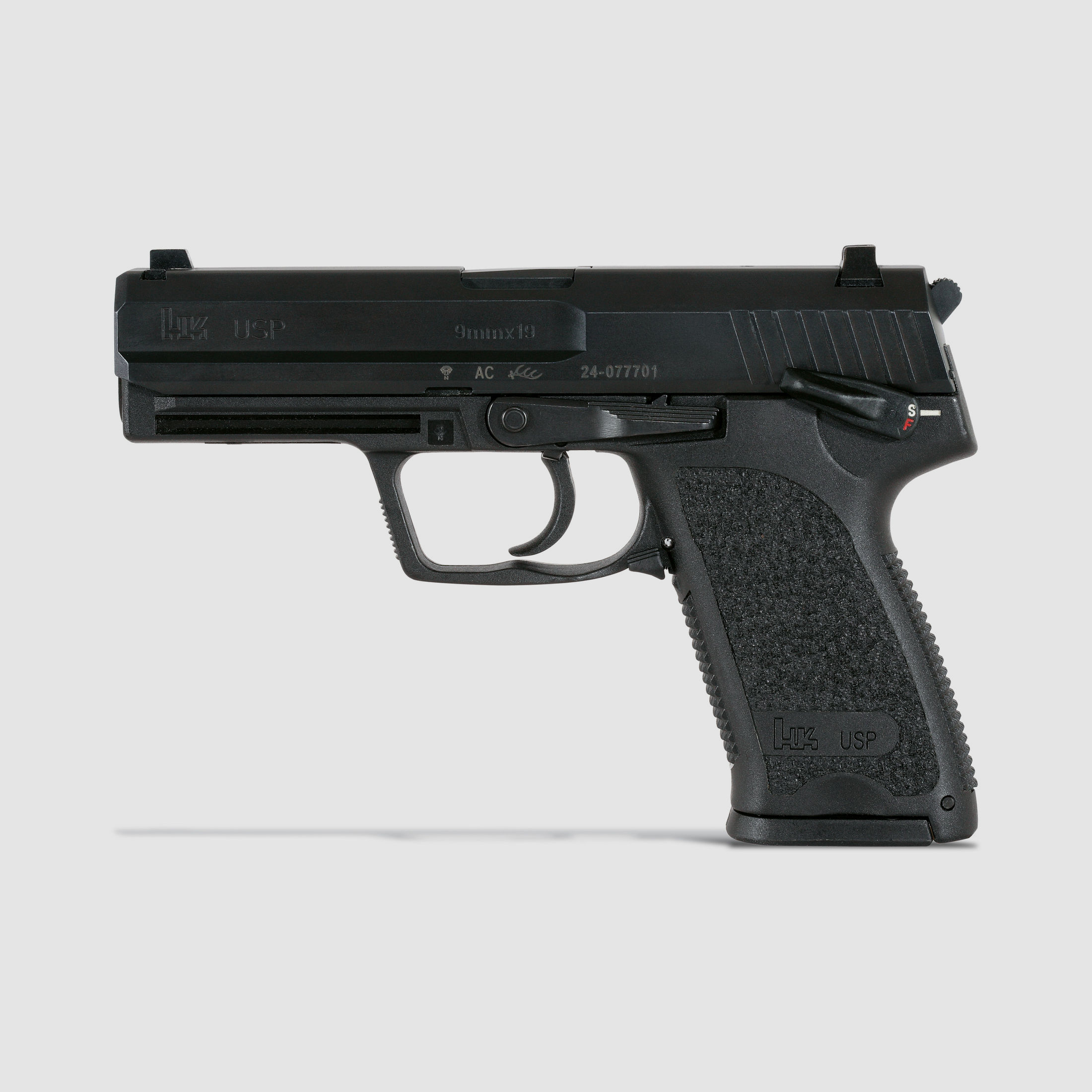 Heckler & Koch USP Standard (V1), 9x19, Kaliber 9mmLuger || Pistole