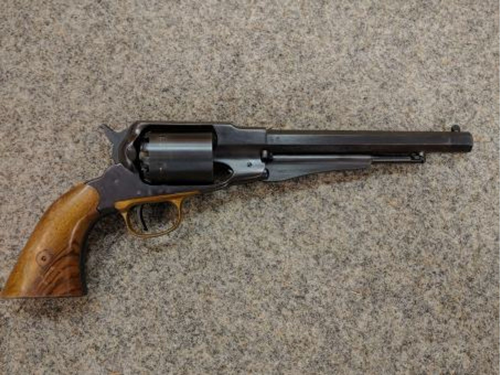 Vorderlader Revolver Navi Model Kal. 36