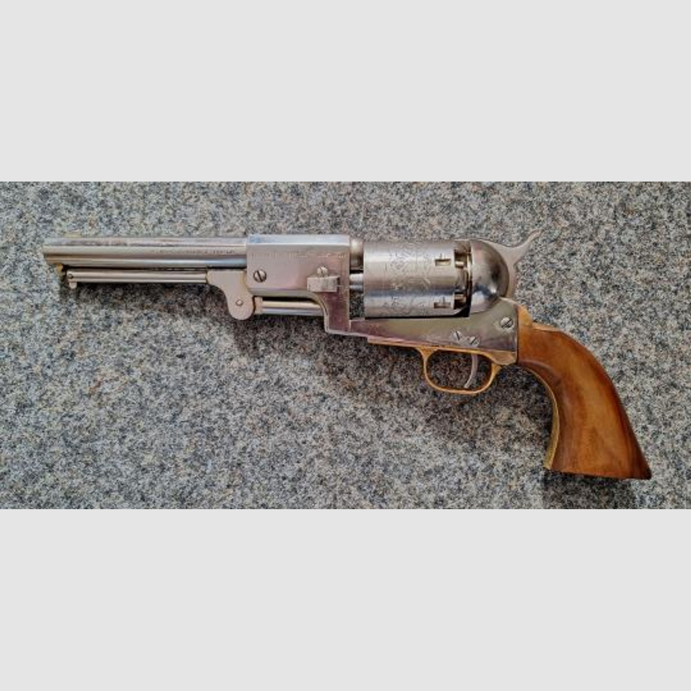 Schwarzpulver Vorderlader Revolver Dragoon 1851 Kal. .44