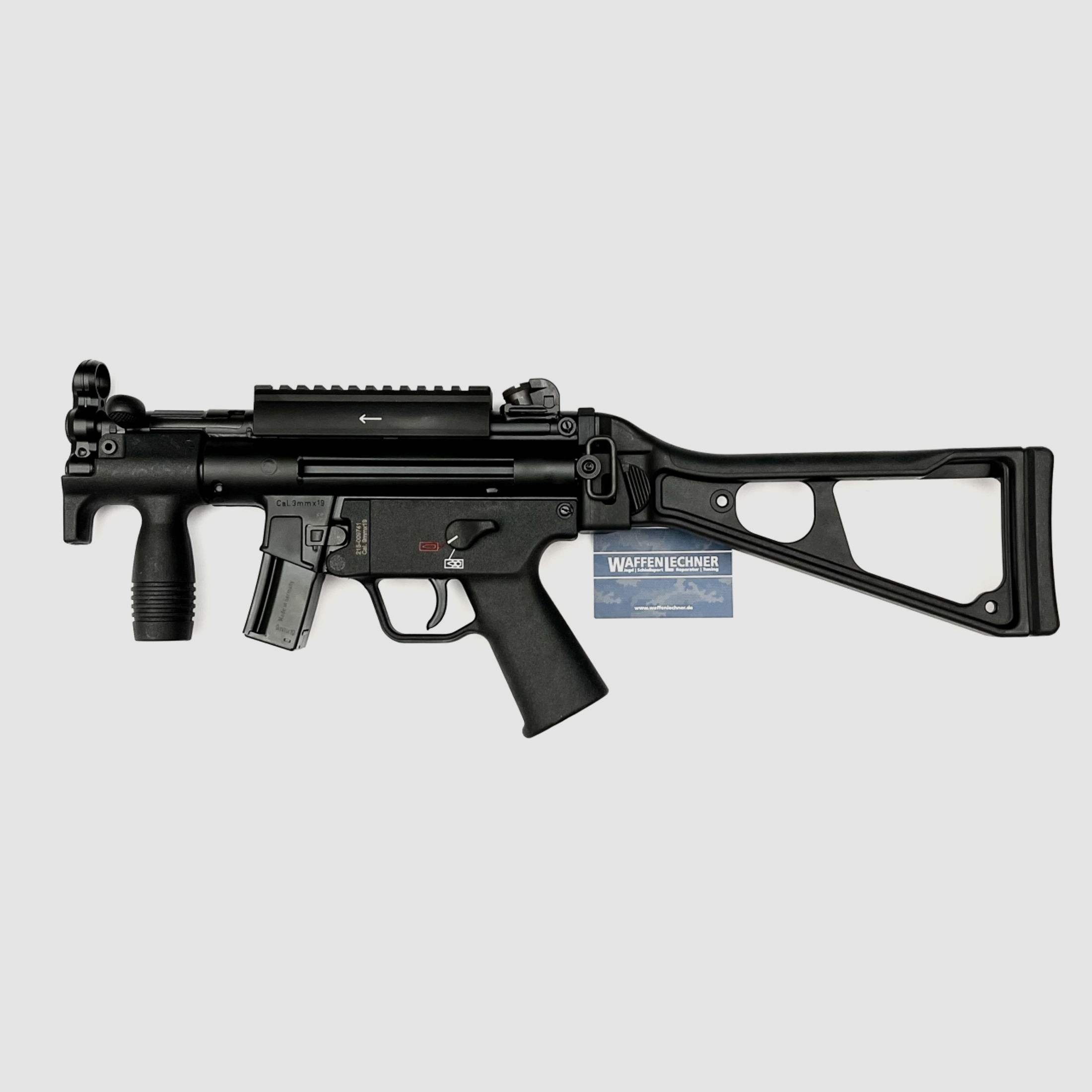 Heckler & Koch SP5K mit Picatinny-Schiene und Schulterstütze, 9mm Luger