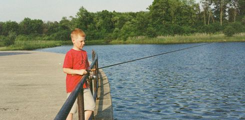 The importance of sunscreen when fishing and hunting: protection for nature and your skin