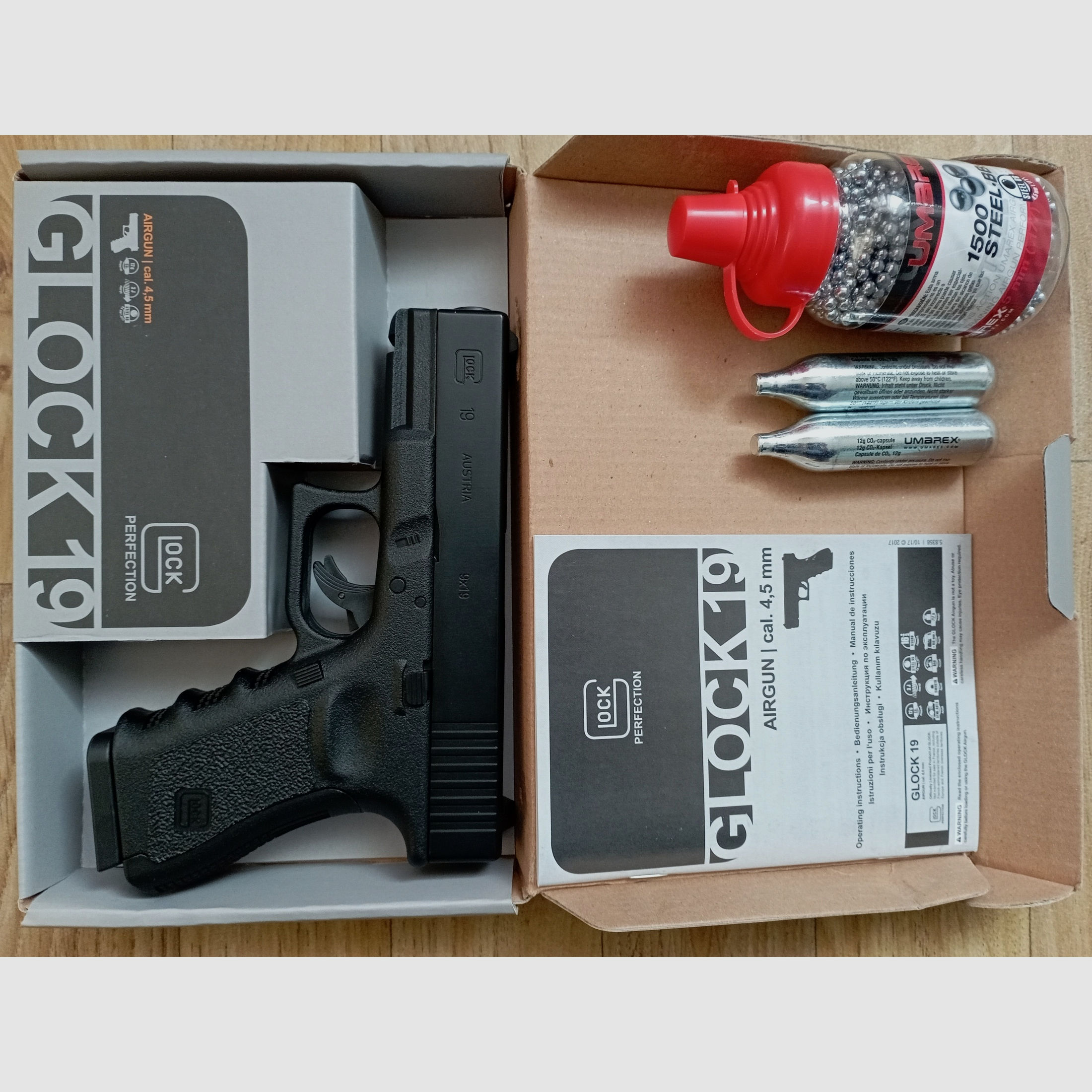 Glock 19 CO2 Pistole Kal. 4,5 mm BB