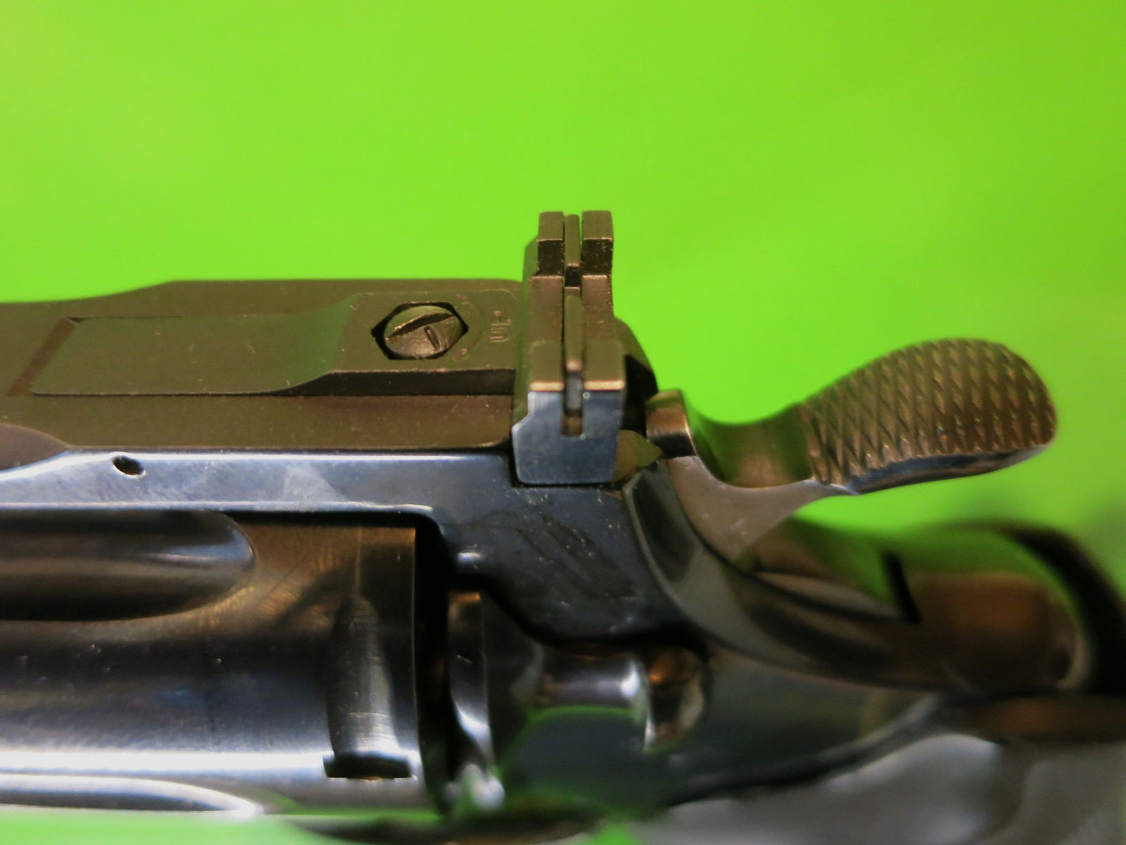 1971 COLT PYTHON, Royal Blue, .357 Magnum, 6" Lauf, Pachmayr-Griff   #86