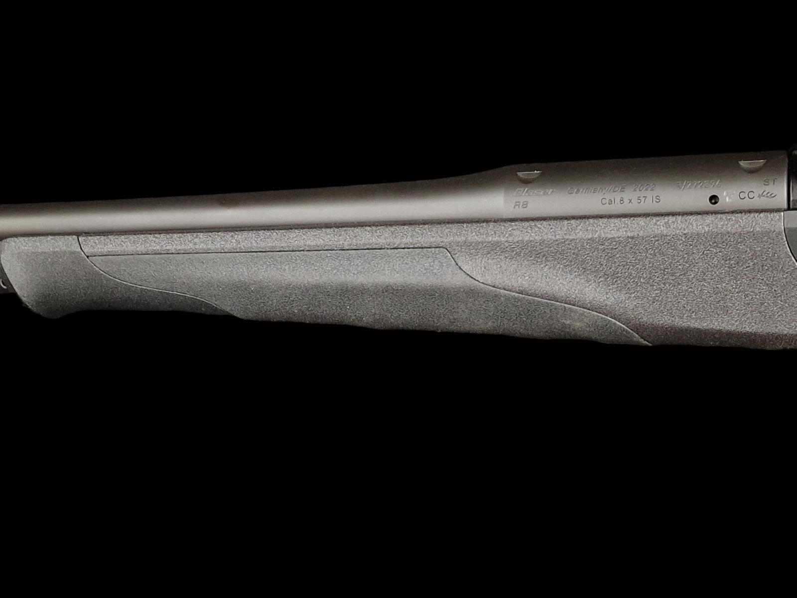 Blaser R8 Ultimate Kal. 30-06 Spring.  52cm LL und M15x1 sofort verfügbar bei taunus-waffen.de
