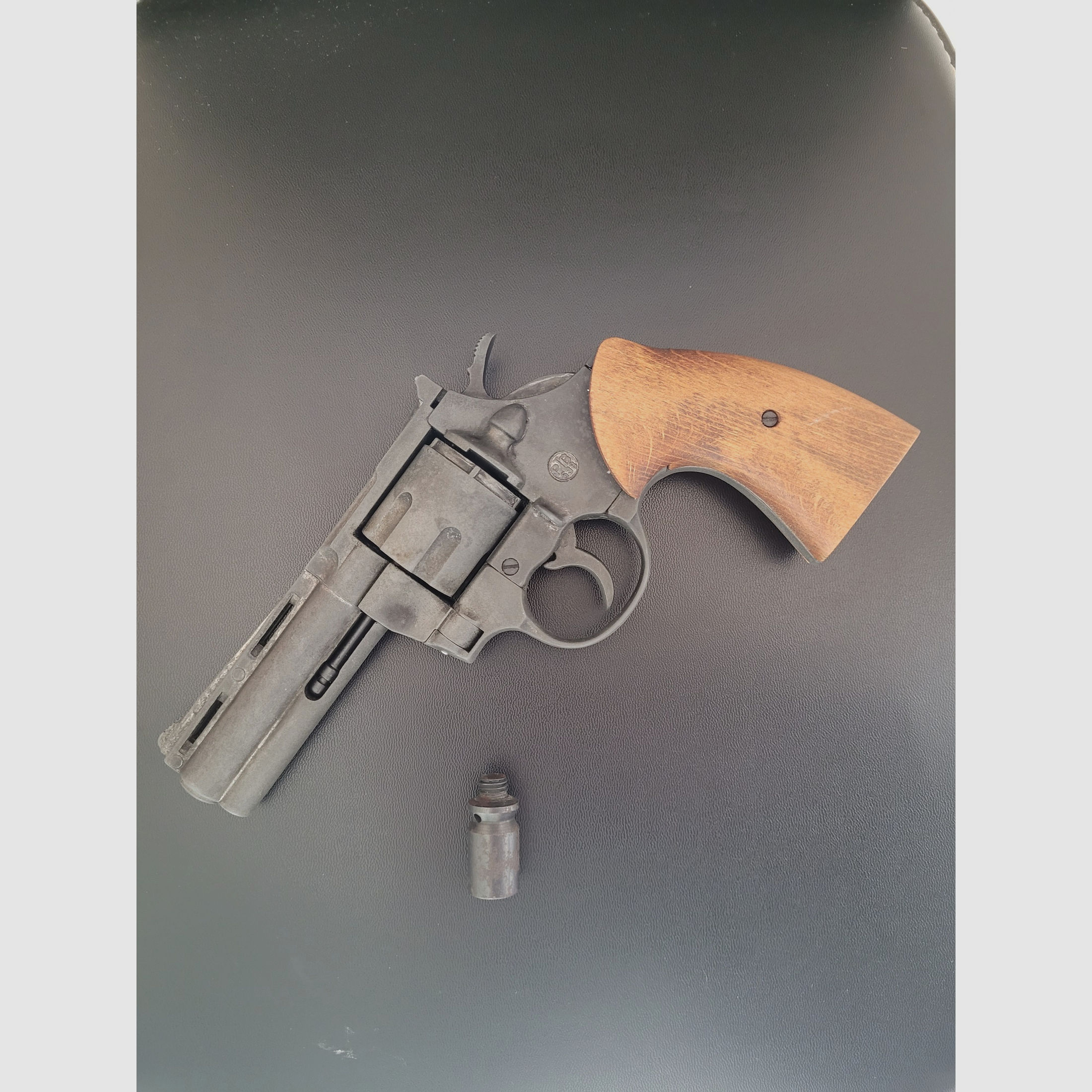 Revolver ME Magnum  9mm  Holzgriff  Schreckschuss 