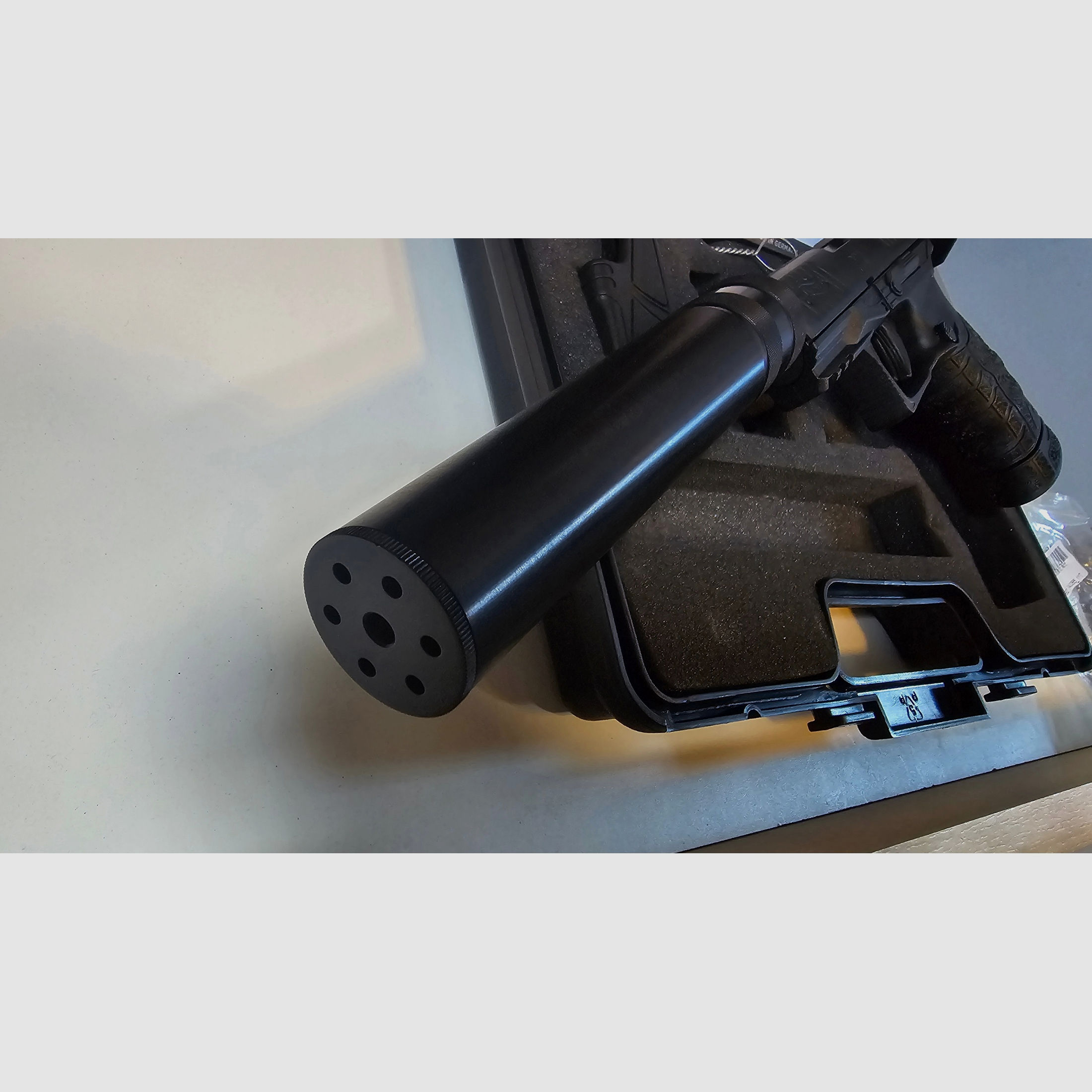 Walther PPQ M2 9mm Navi Kit mit Koffer und Schalldämpfer NEUWERTIG UNBENUTZT