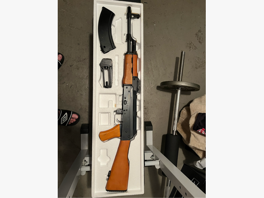 Kalashnikov AK47, C02 4,5 mm