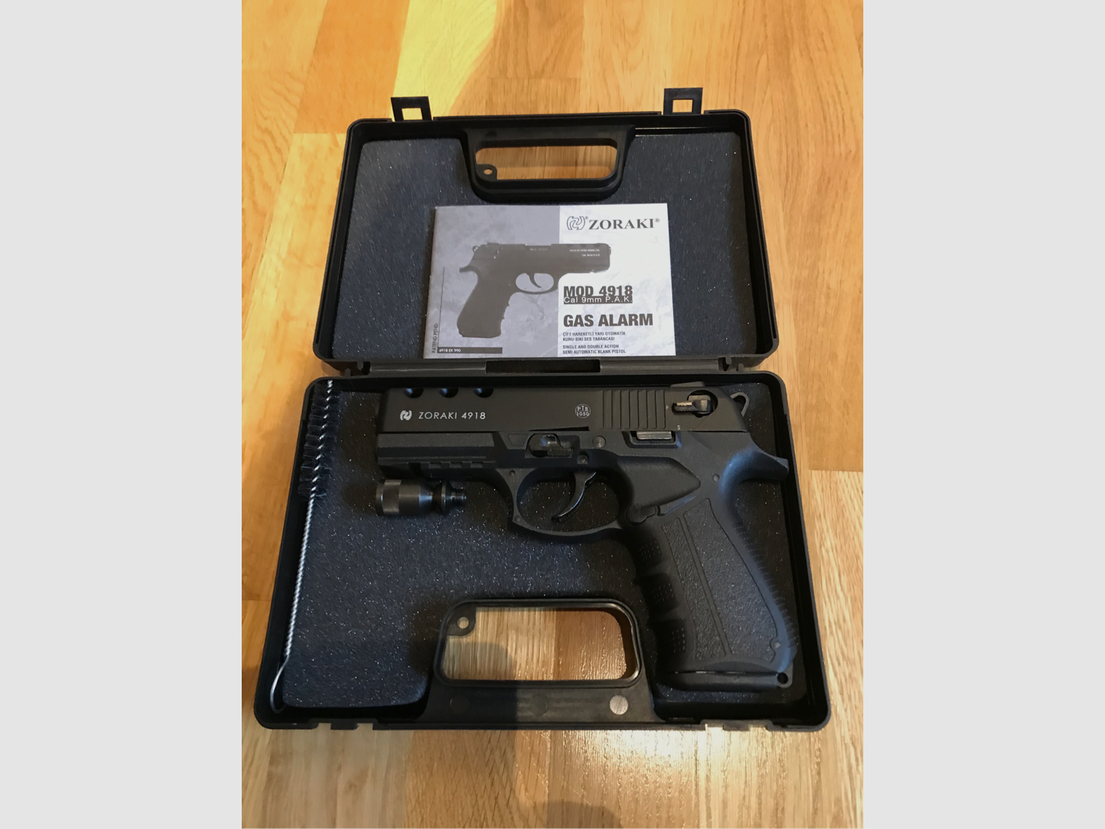 Zoraki 4918 9mm Gas/Knall Pistole  in Schwarz