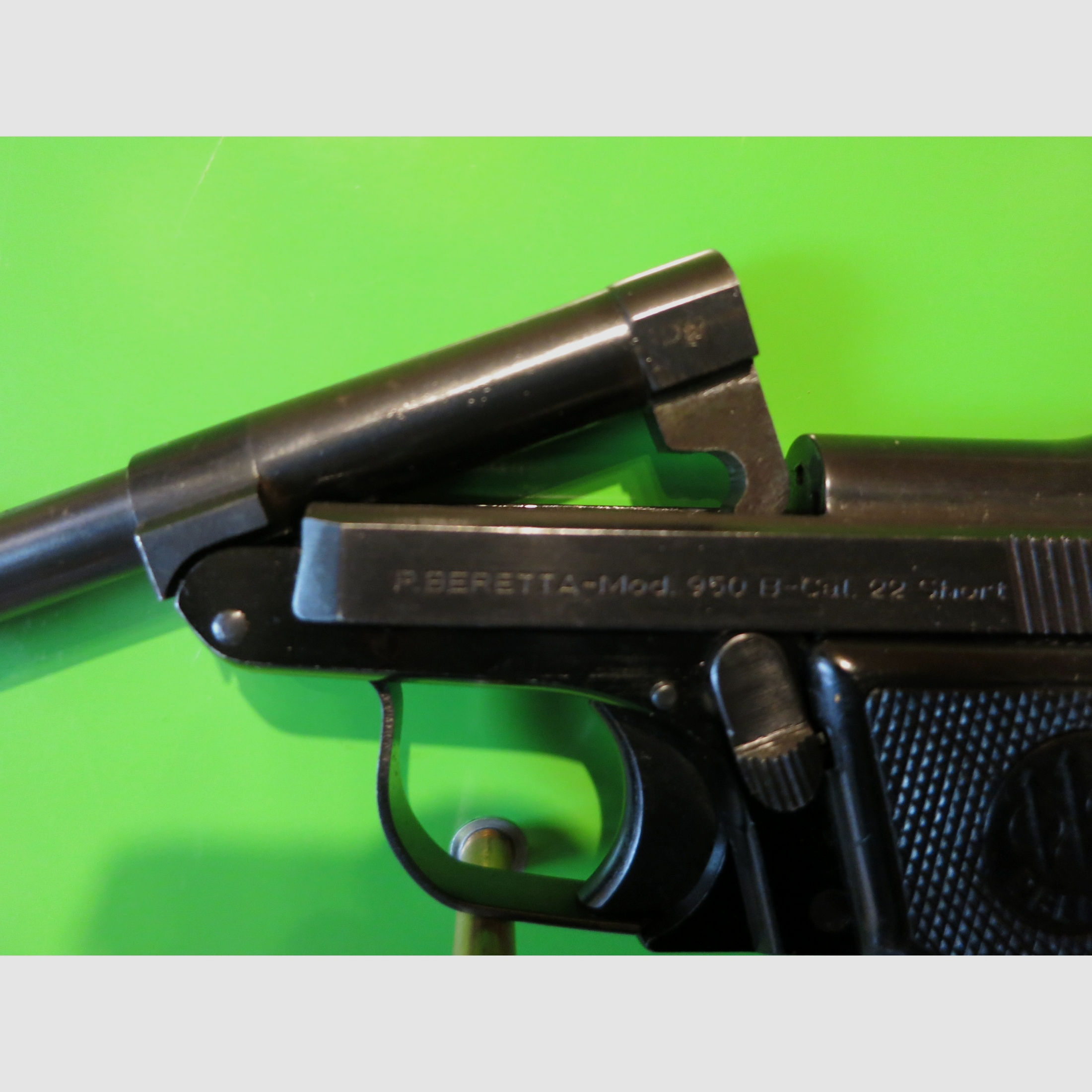 Beretta 950B halbautomatische Kipplauf-Pistole .22 Short       #75