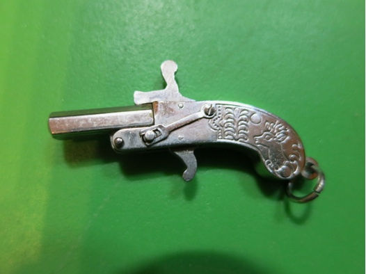 Berloqe Pistole, Kaliber 2 mm, absolute Rarität, kleinste Pistole?       #87