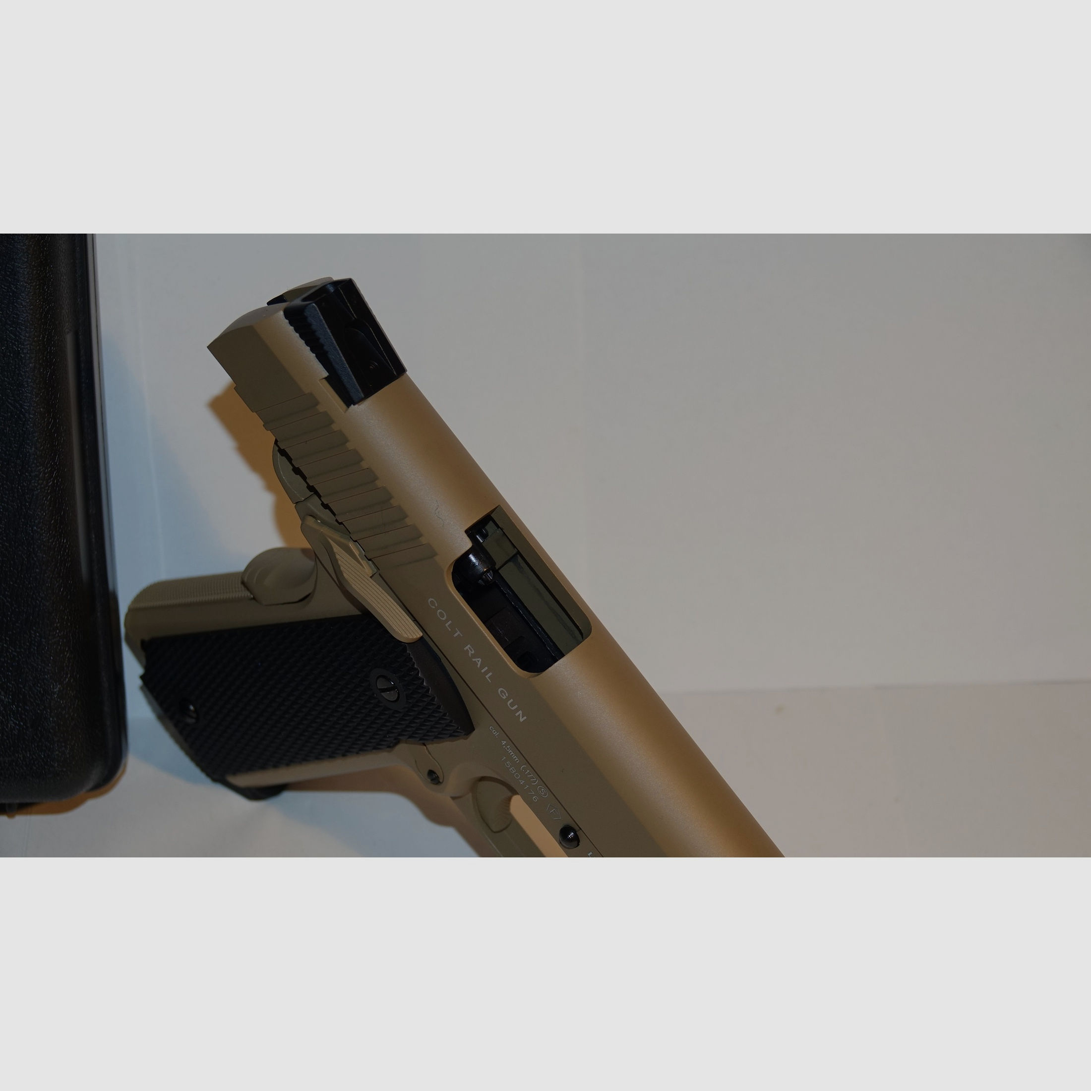 Colt M45 CQBP CO2 Pistole in seltenem TAN BEIGE neuwertig