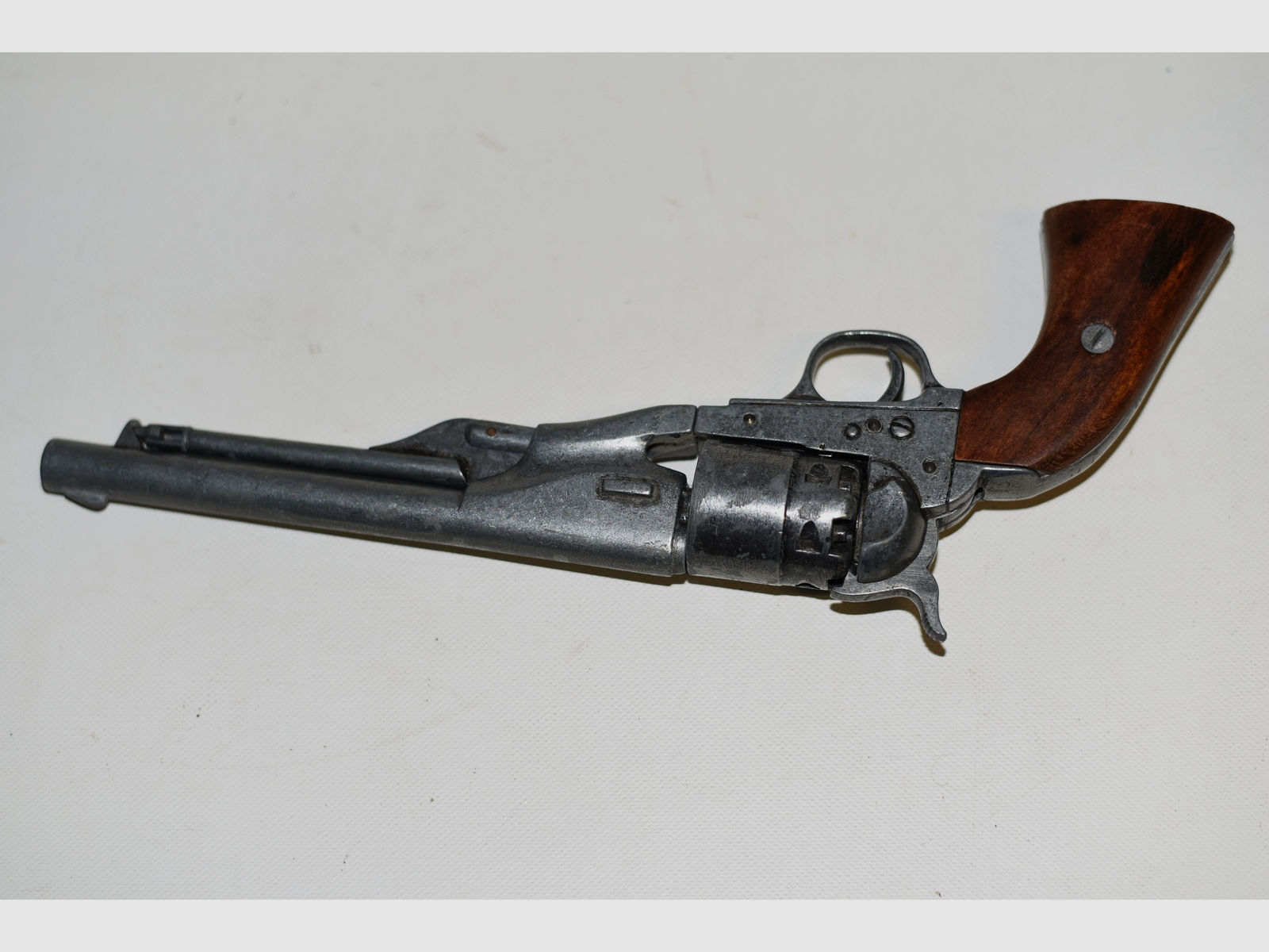 Revolver BKA 250 Western Zierwaffe Dekoration