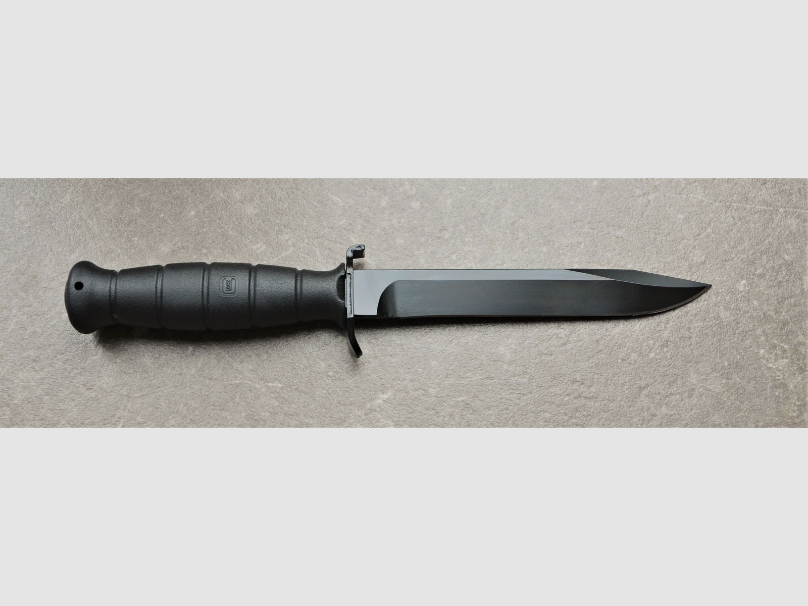 Glock Feldmesser FM 78 schwarz – Militärisches Mehrzweckmesser
