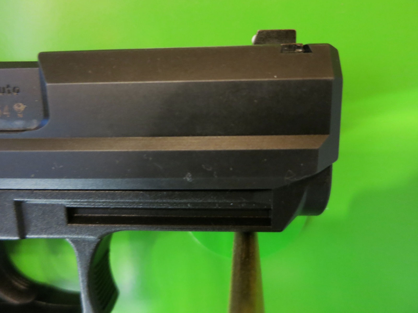 Heckler & Koch USP Compact (Universale Selbstladepistole), .45 ACP       #80