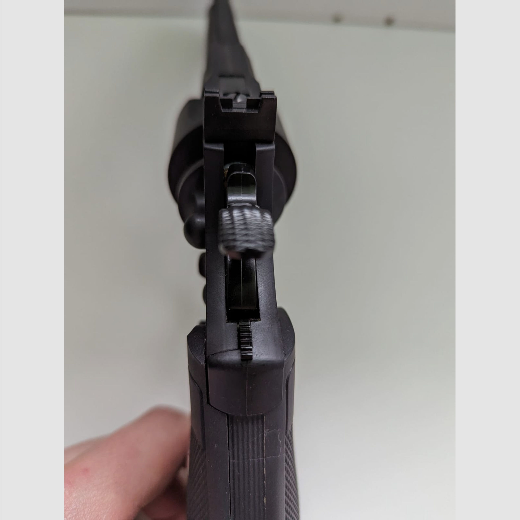 Colt Python 6" Lauflänge 4,5 mm Diabolos / Stahl BB Co2 Revolver