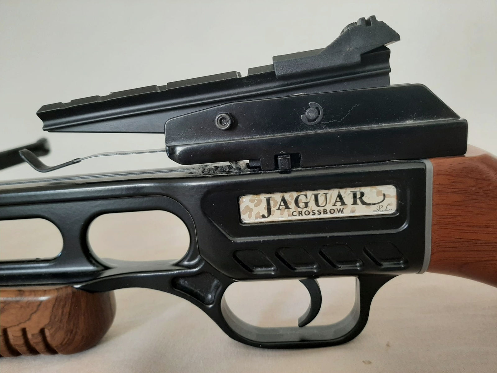 Armbrust Jaguar Recurve 175 lbs mit Zubehör