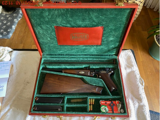 Pistole 9mm Sondermodell MAUSER 08 Mod. 1902 PISTOLENKARABINER 75 Jahre Jubiläum 