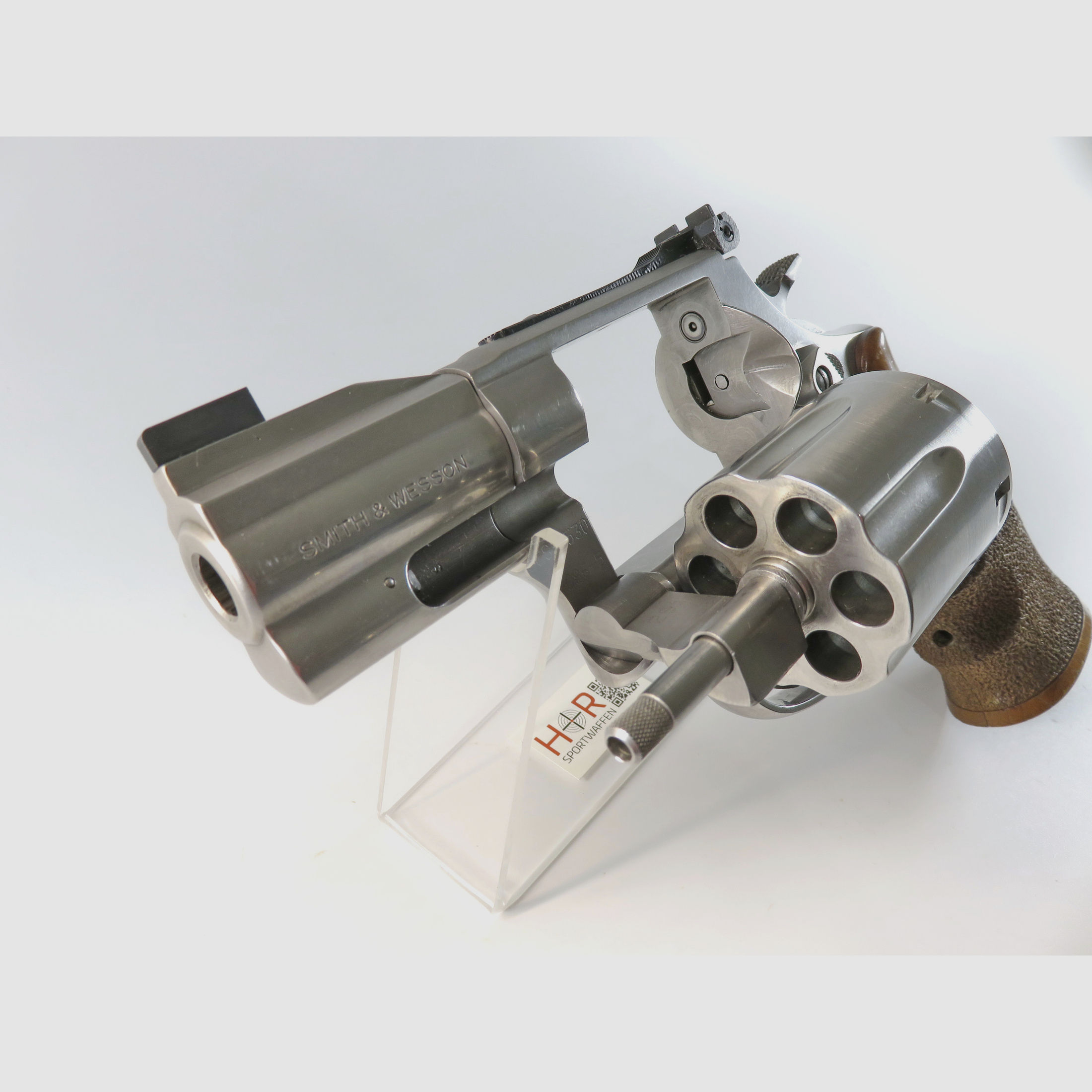 Revolver Smith & Wesson 686-5 .357 Magnum 2,5 Zoll Stainless Nillgriff Scheibenkorn