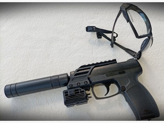COMBAT Style - Umarex-TDP-45 -4,5 mm-Stahl-BB, Co2-Pistole (P18) benutzt aber Top Zustand, mehrteilig