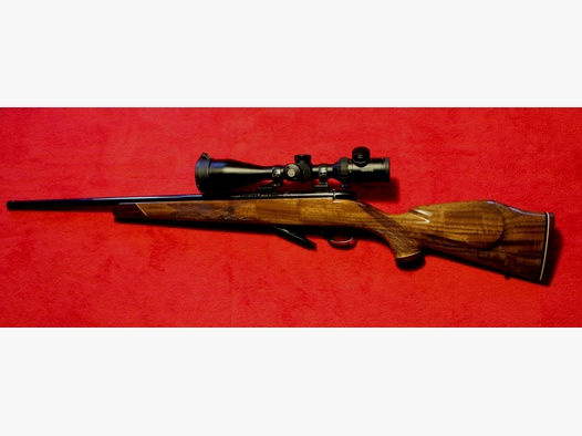 •	Repetierbüchse Weatherby  Mark V