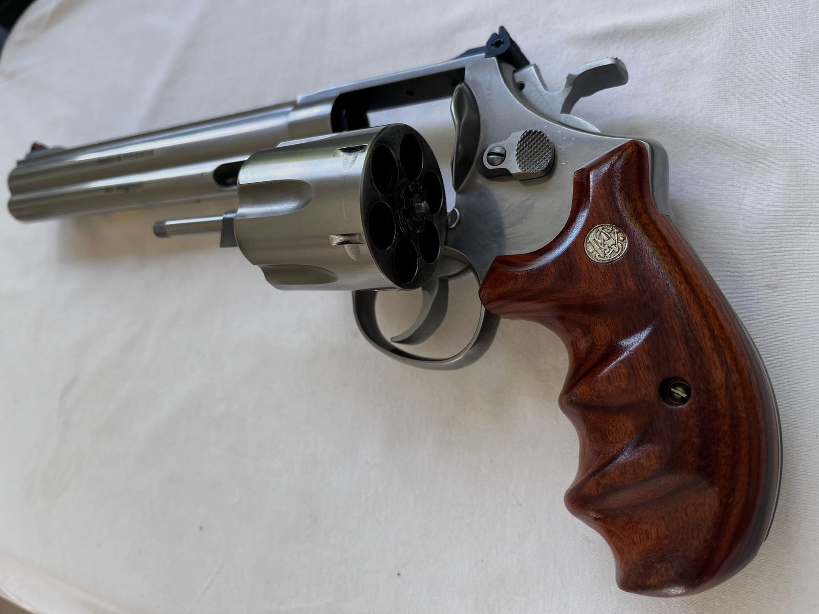 Smith & Wesson S&W 629 Classic  8-3/8"  .44 Magnum