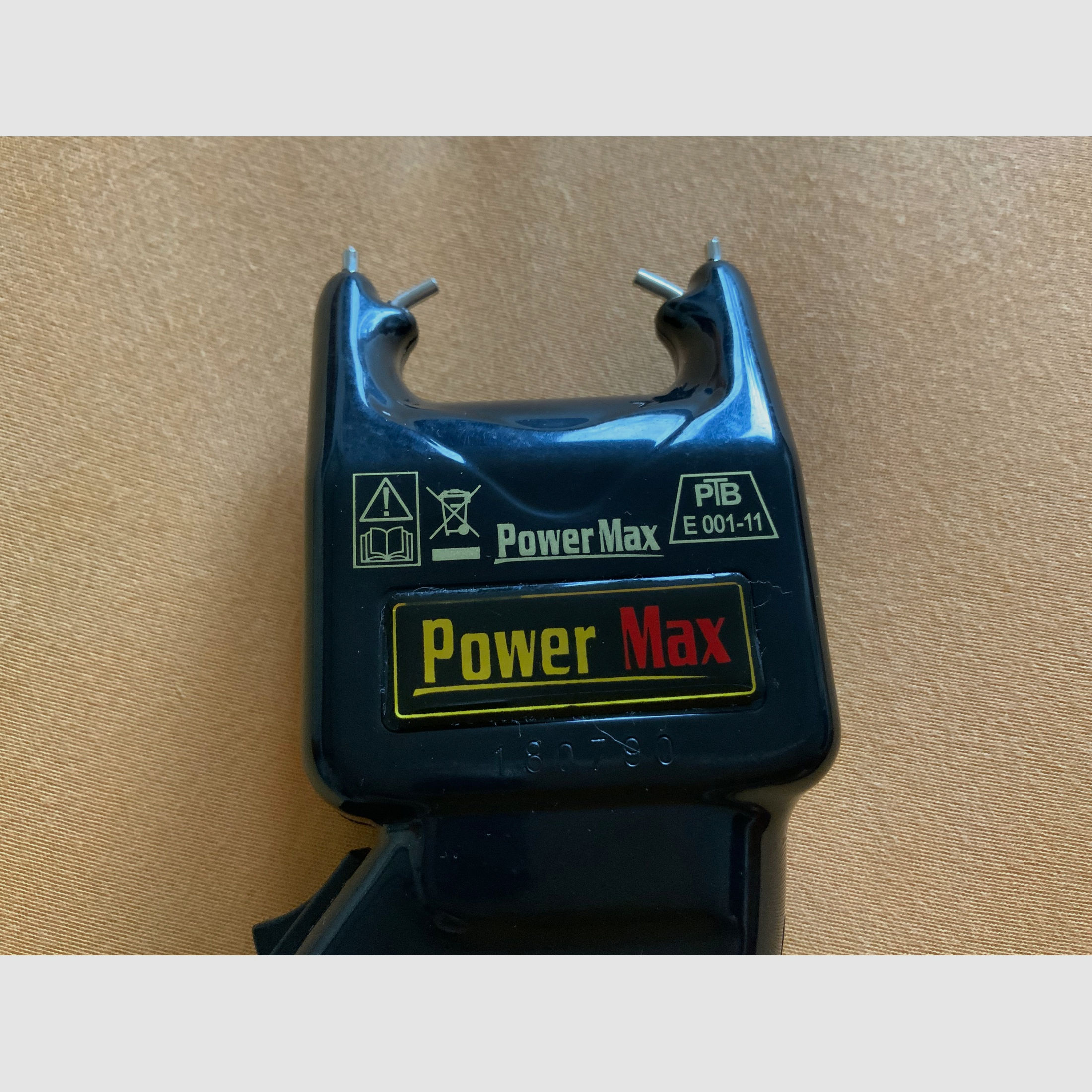 Power Max Elektroschocker mit PTB Zulassung 500.000 Volt mit Handschlaufe