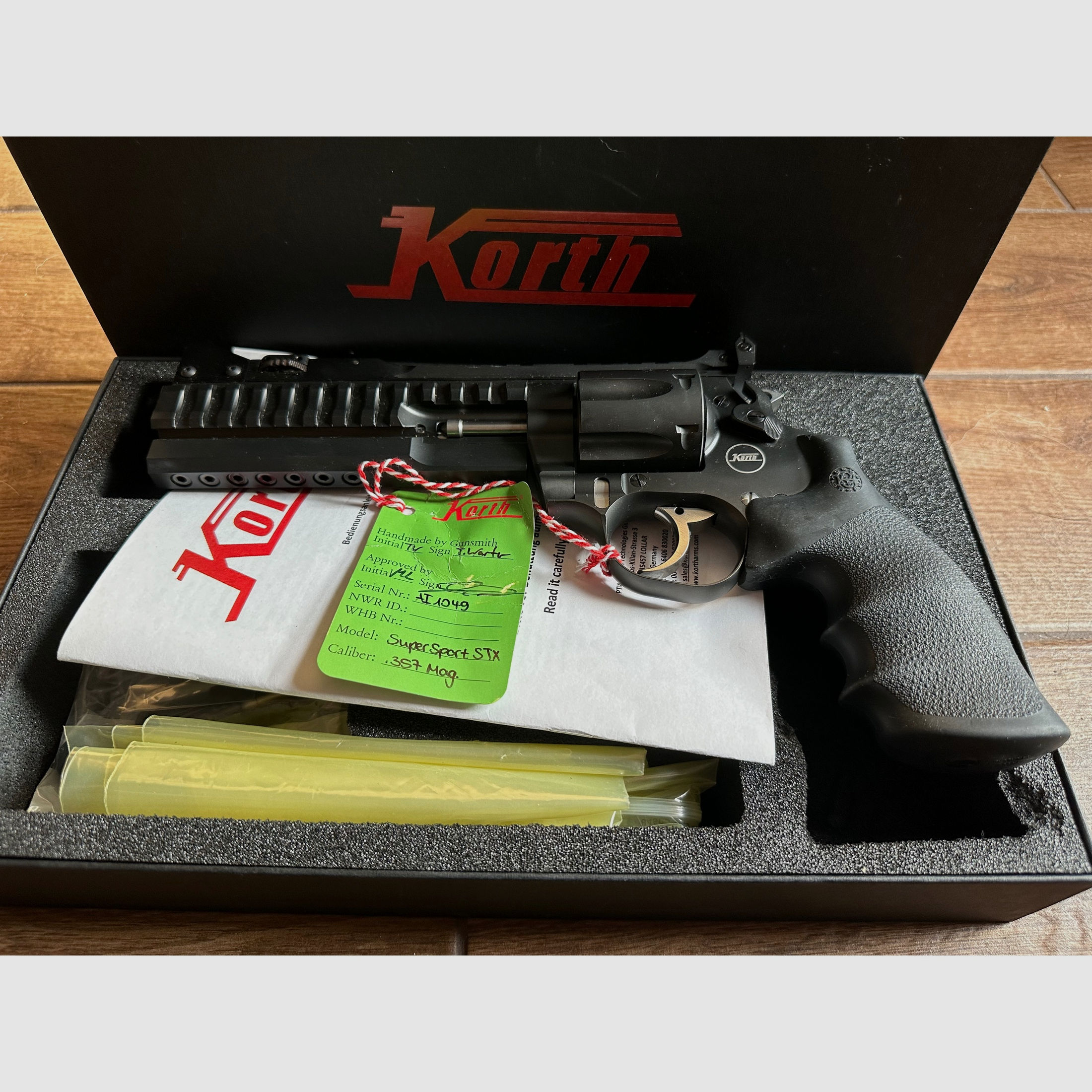 Revolver von Korth Super Sport. STX