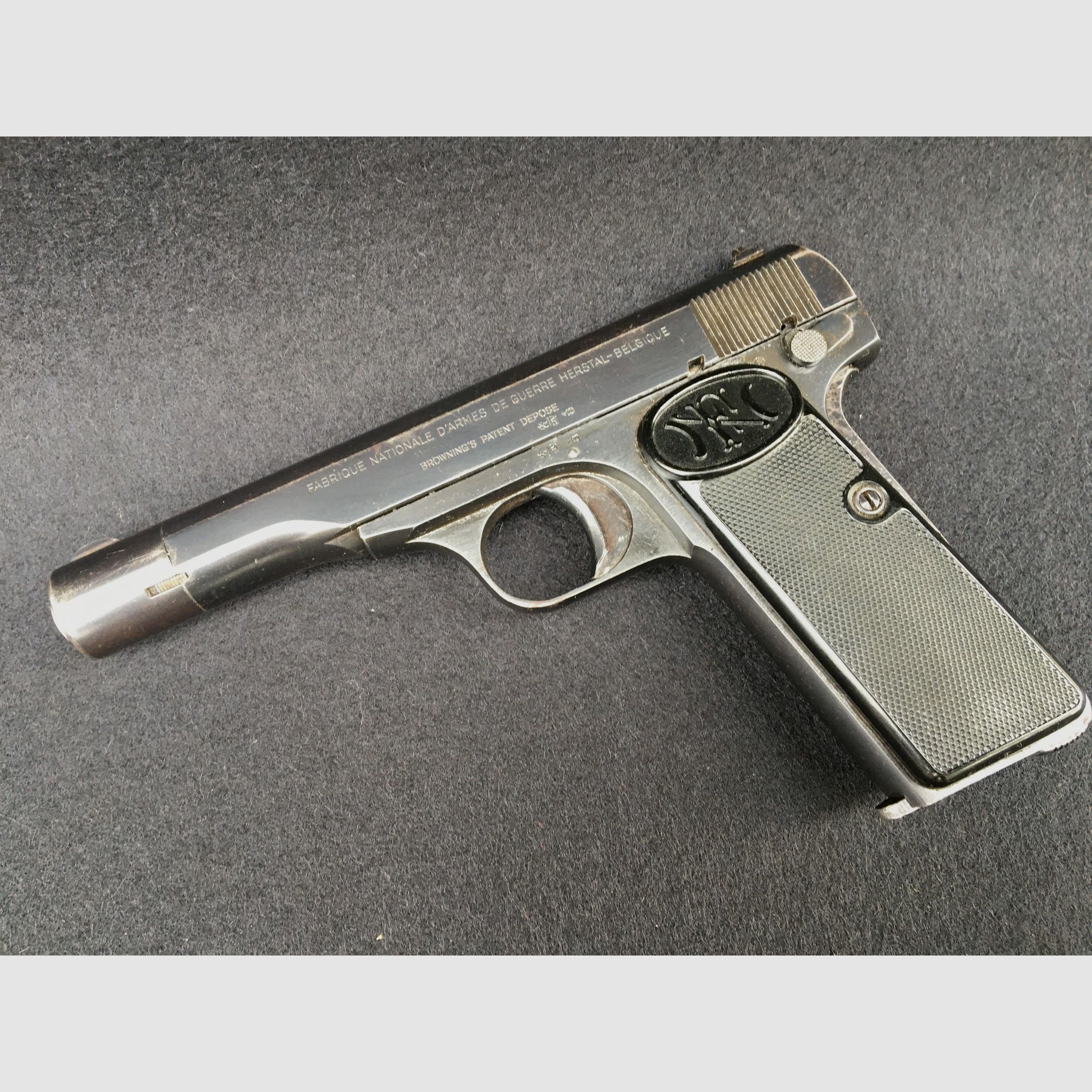 Pistole FN 10/22 7,65 Browning "Nasenbär"